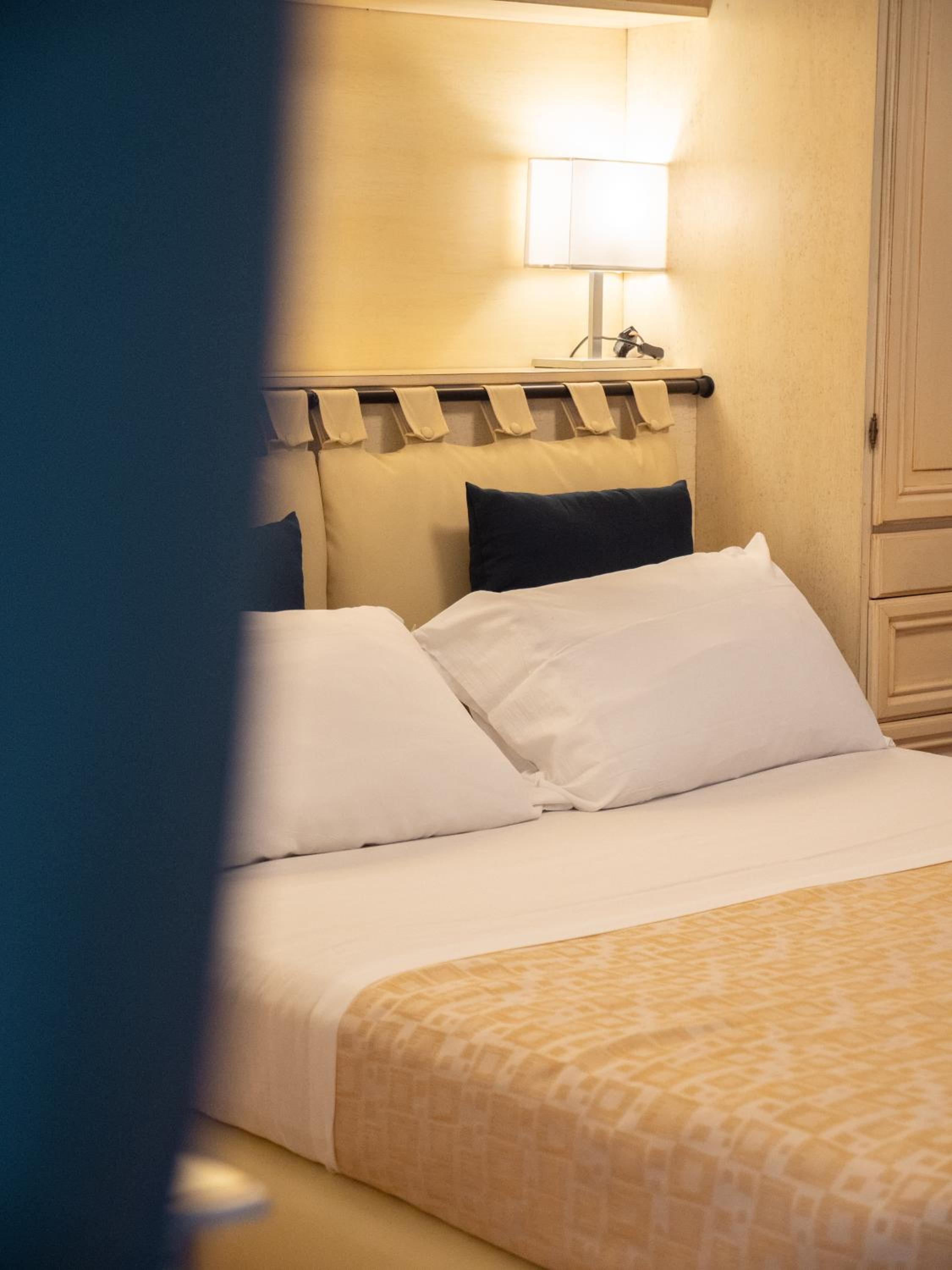 Kalamarina Rooms