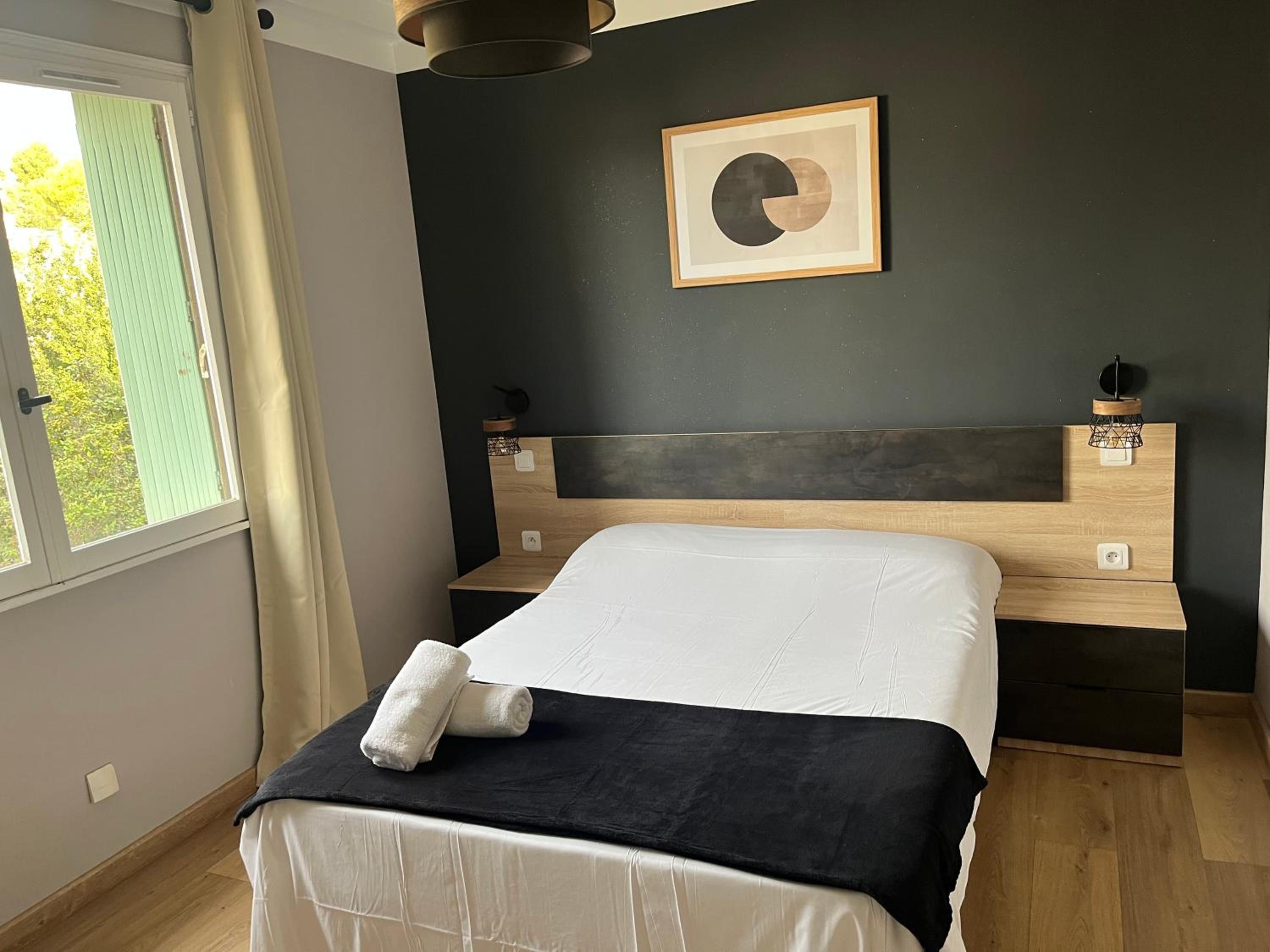 Marseille Vacations - Hotel L'Eau Des Collines - Property Image 22