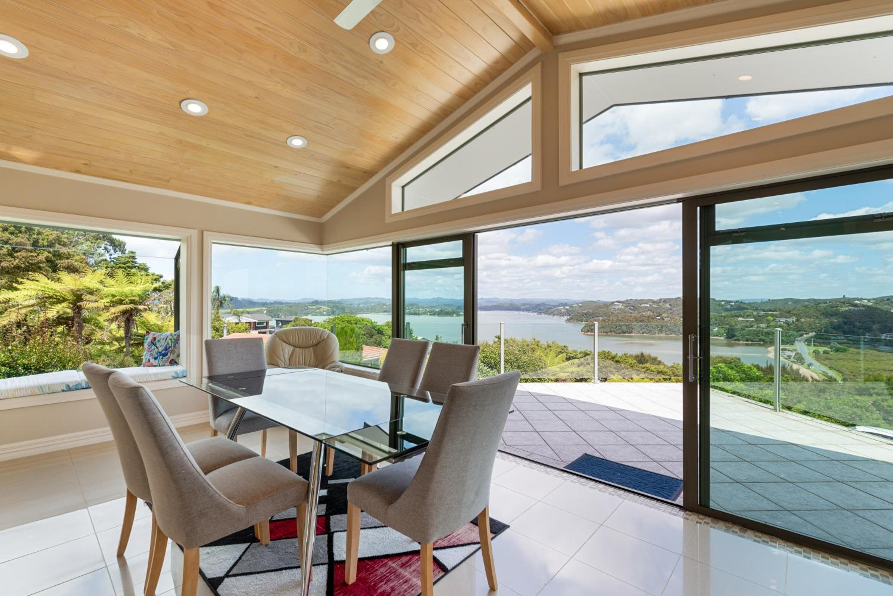 Swallows Nest - Paihia Holiday Home view 3