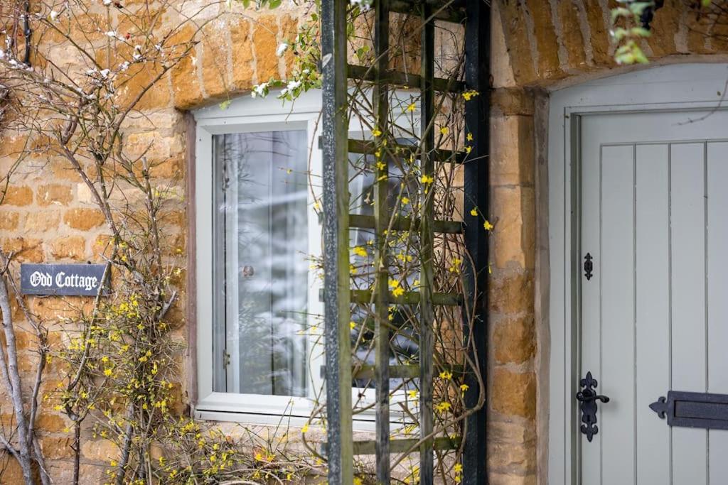 Charlotte's Cottage, a Charming Cotswolds Getaway