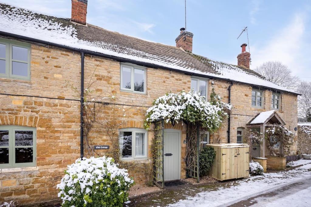 Charlotte's Cottage, a Charming Cotswolds Getaway