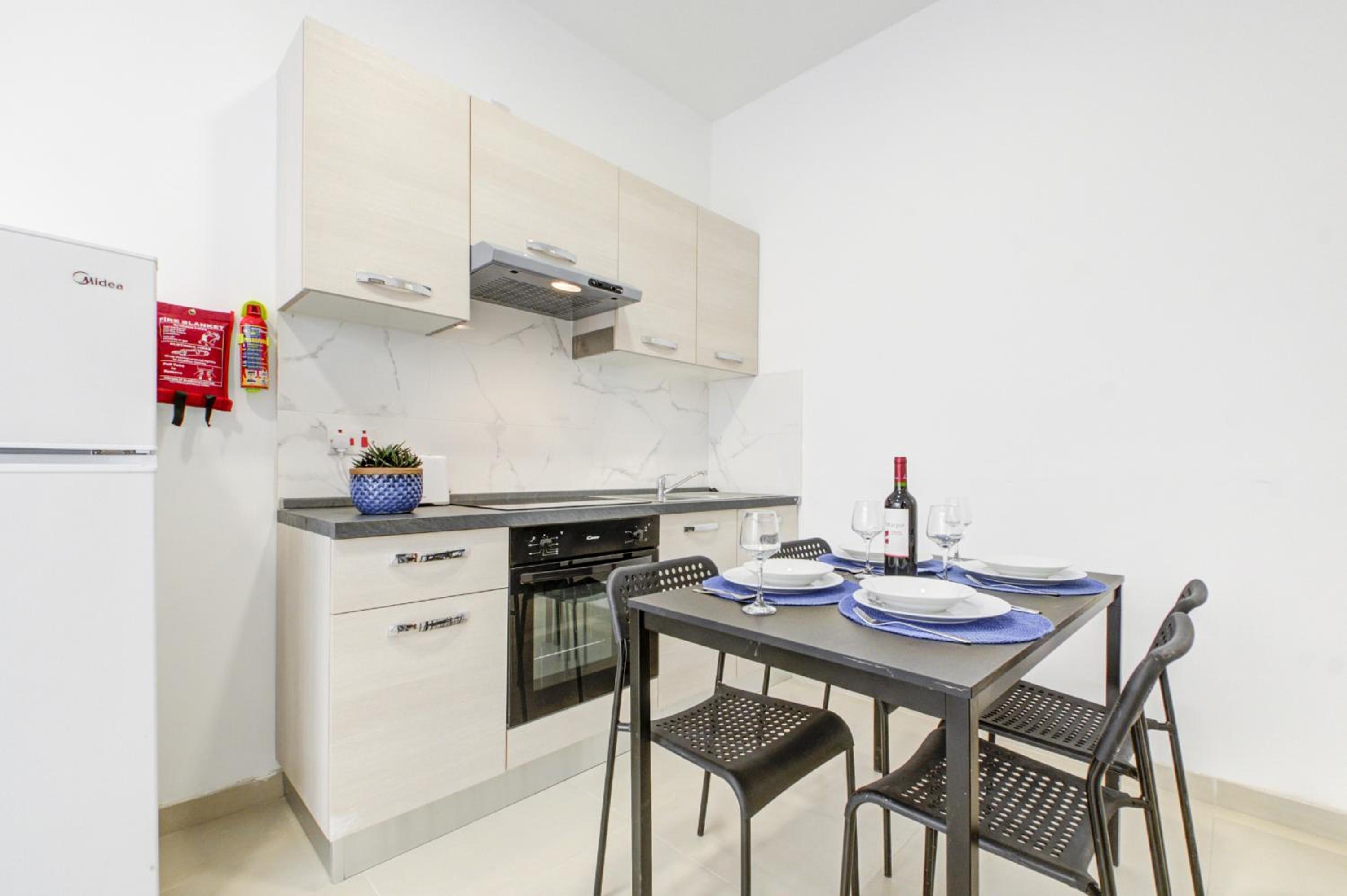 Tranquil Msida Creek 1-Bedroom Apartments & Penthouse view 5