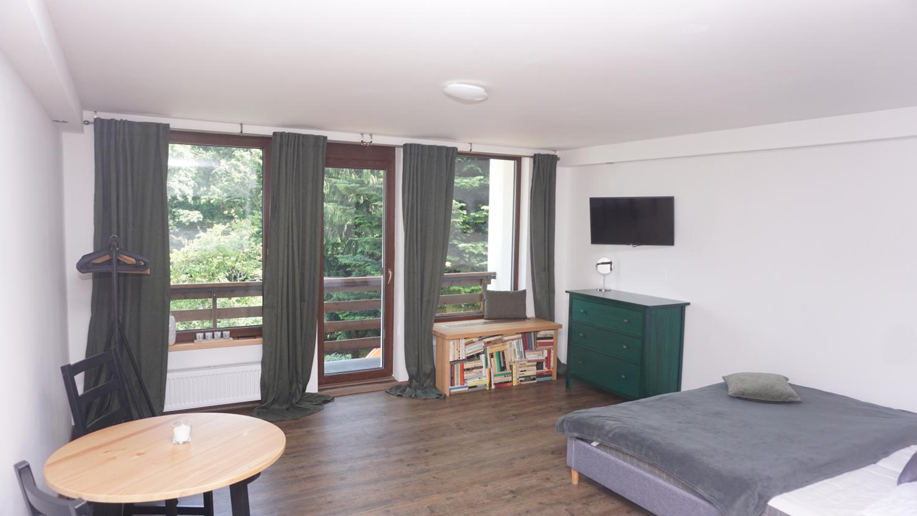 Cedron Apartments