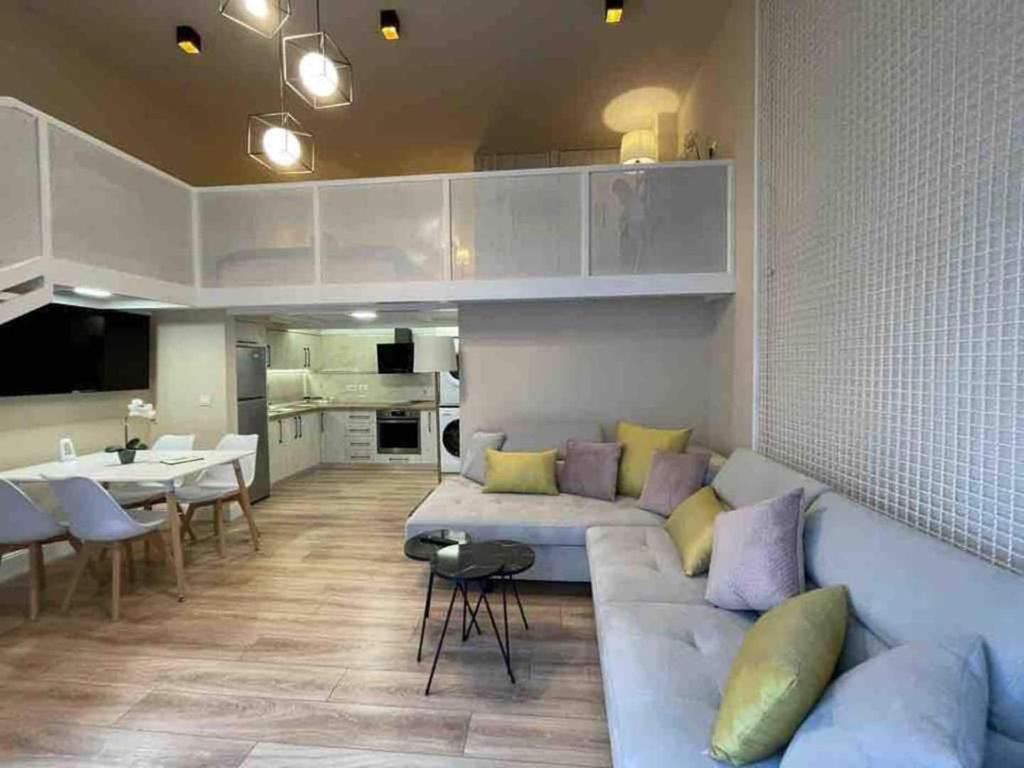 Lovely apartment in Pogradec city with a lake view