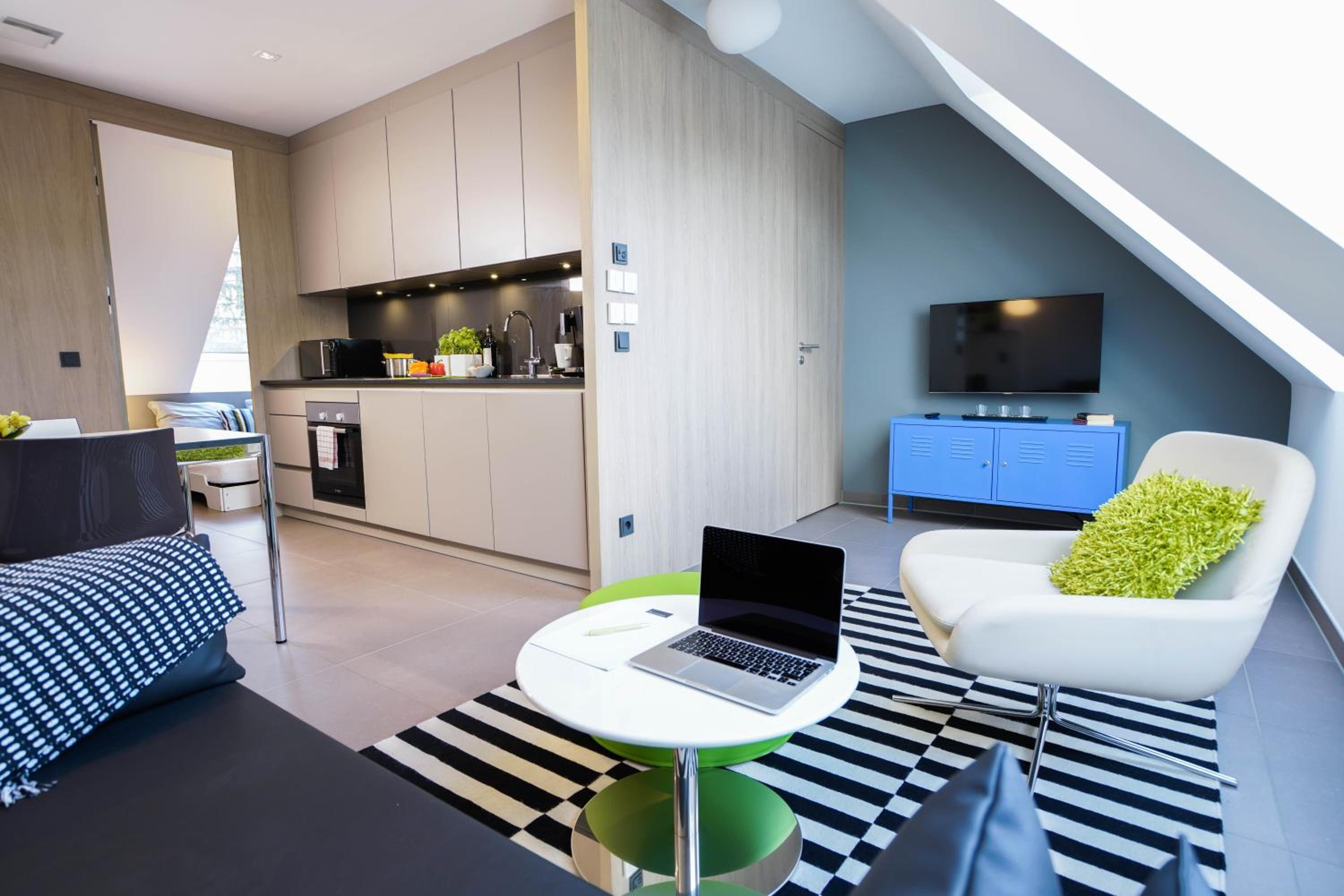 Max Lodging Serviced Apartments