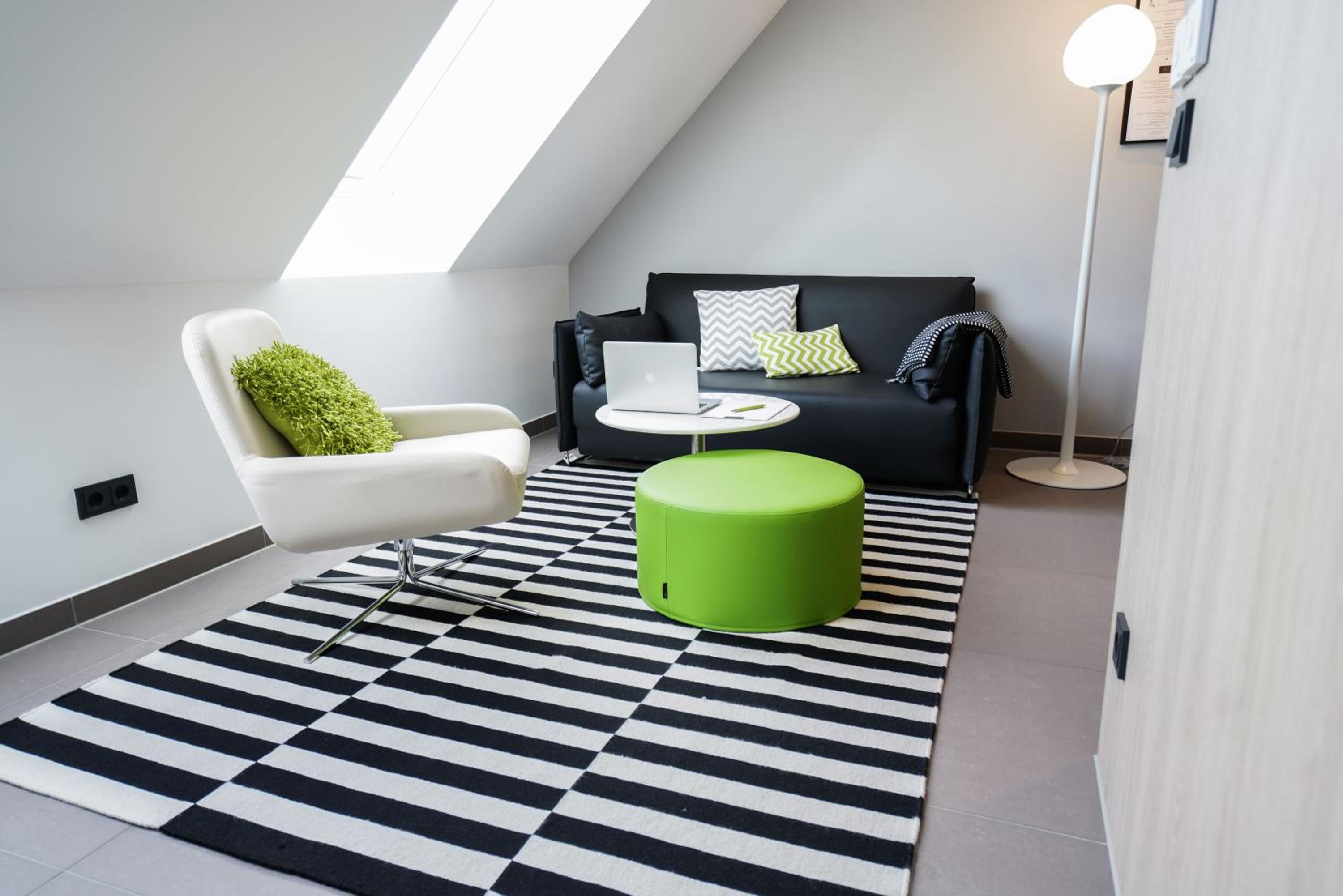 Max Lodging Serviced Apartments