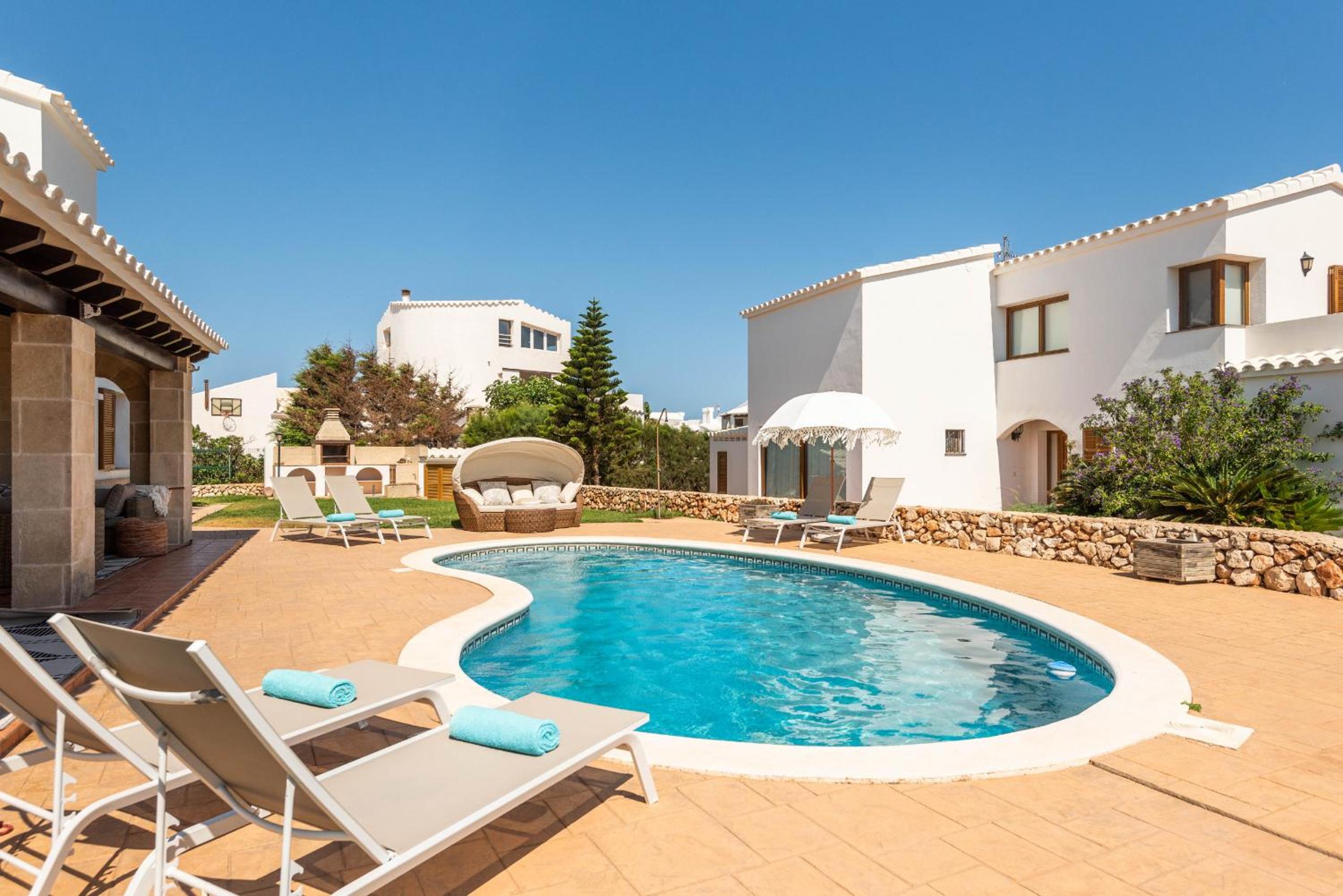 Lasaienea 4 bedroom villa, Cala Morell view 2