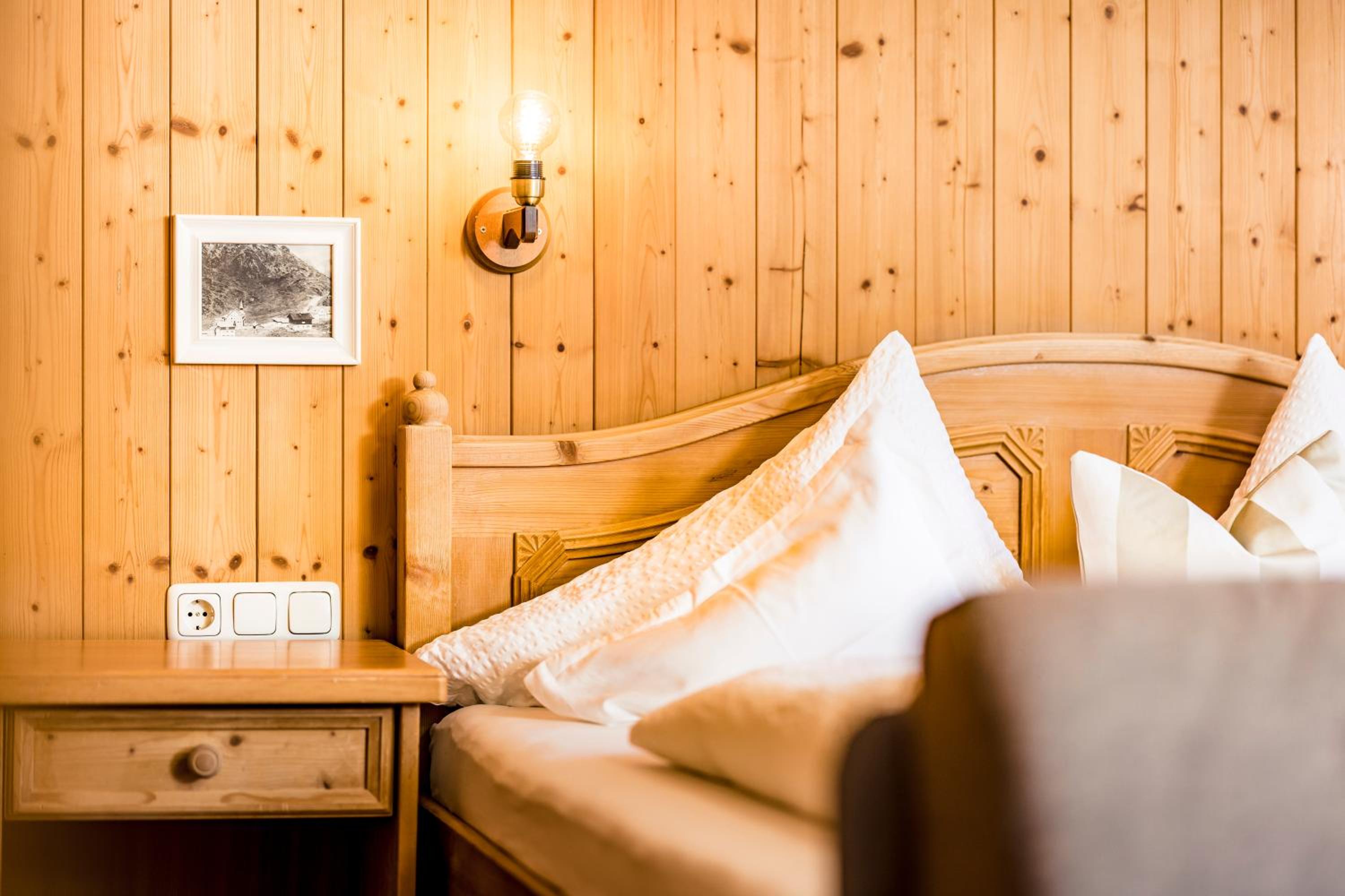 Pension der Steinbock - das 300 Jahre alte Bauernhaus - TIROL