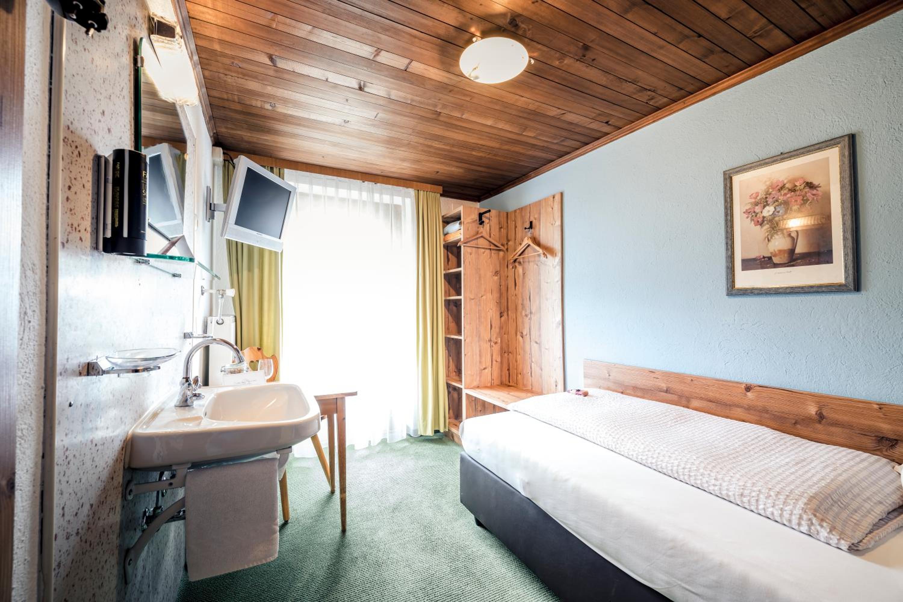 Pension der Steinbock - das 300 Jahre alte Bauernhaus - TIROL