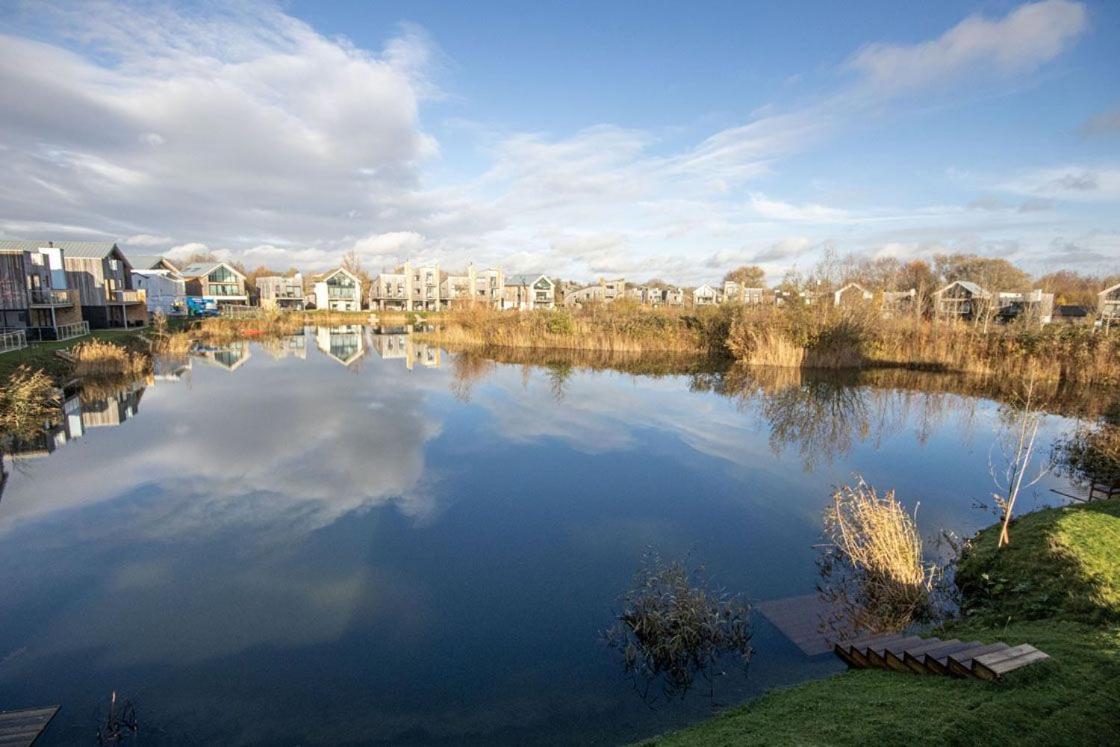 Minety Lake 43, Green Haven view 5
