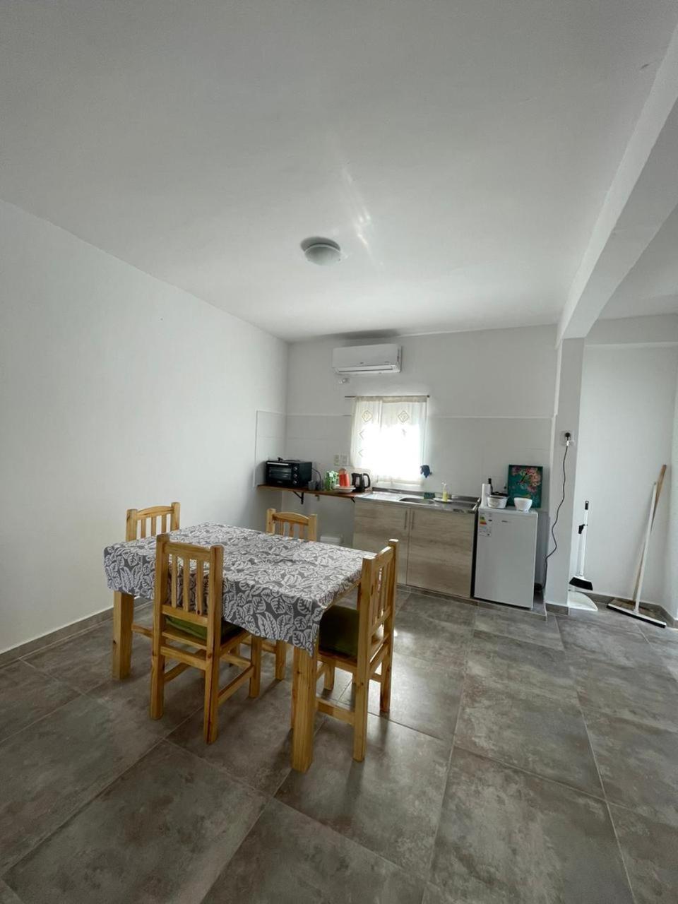 La Escala ll