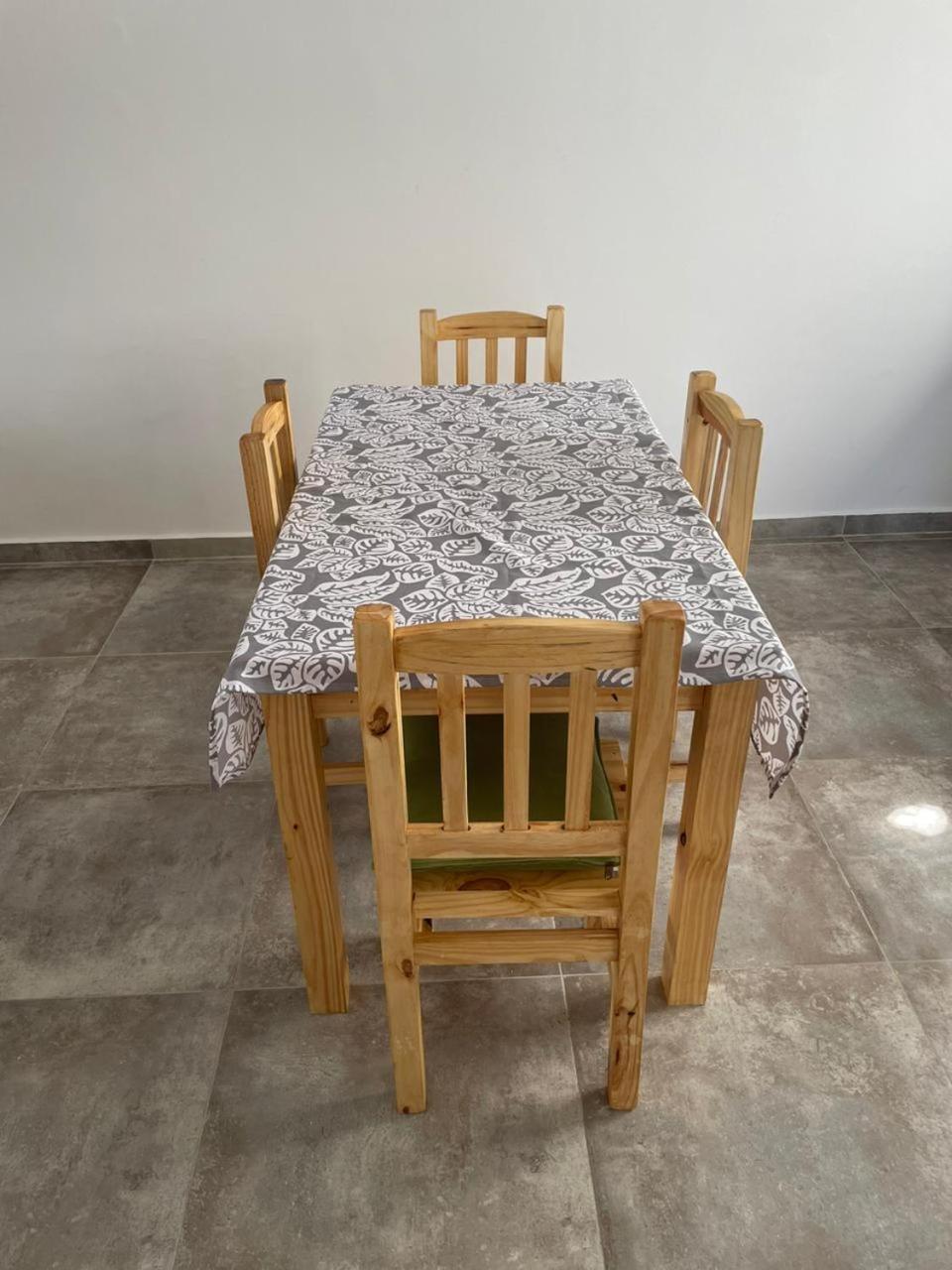 La Escala ll