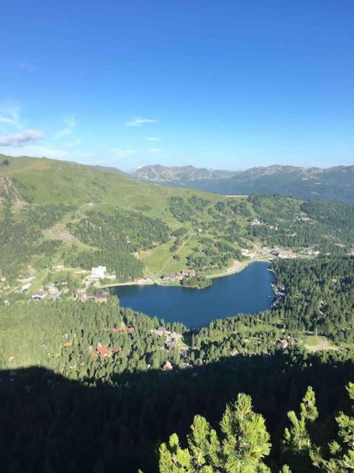 Gemütliches Bergappartement mit Seeblick