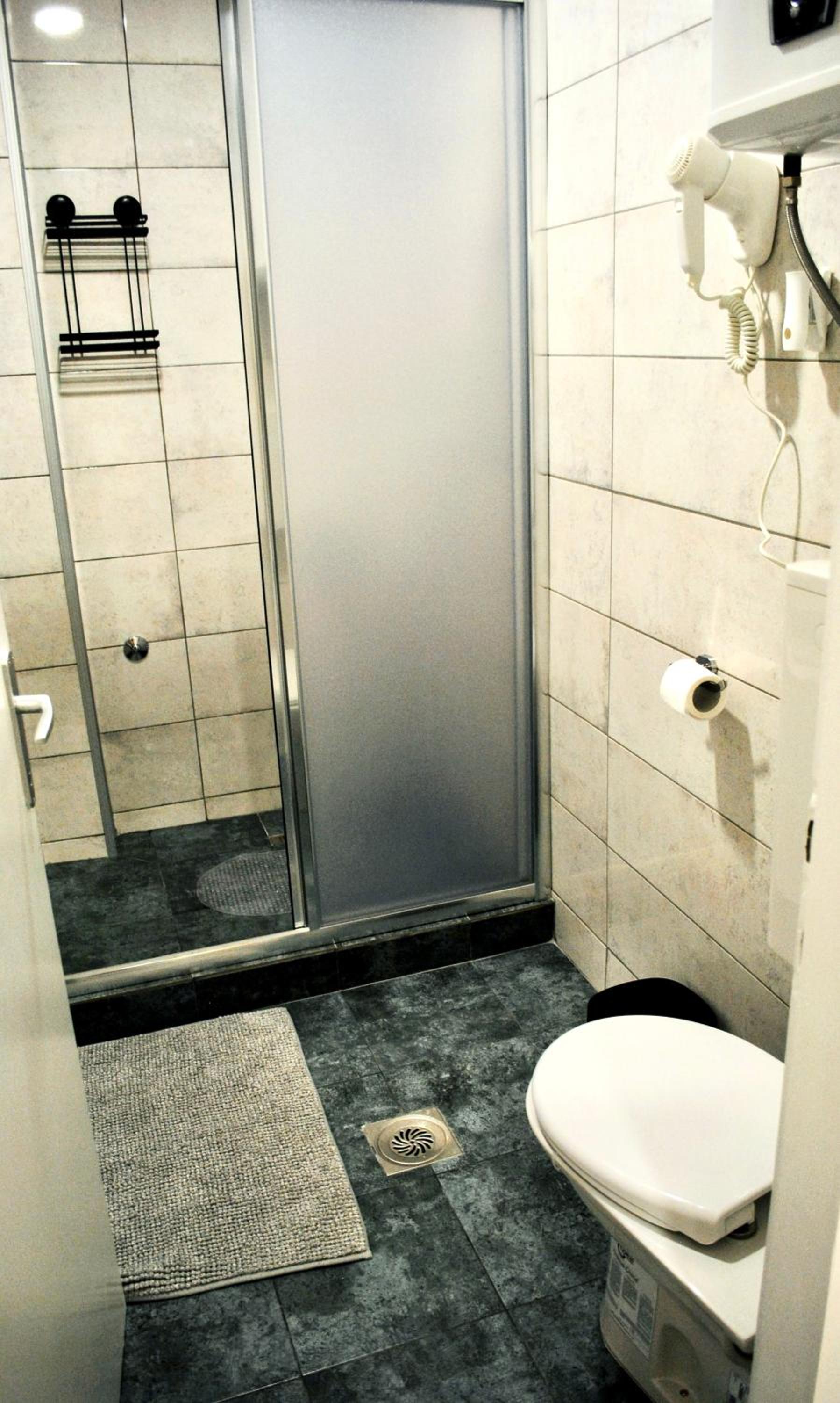 Photo 32
