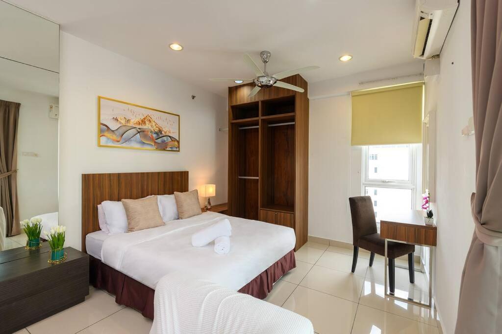 Comfy Studio/Gurney/Mansion One photo 1