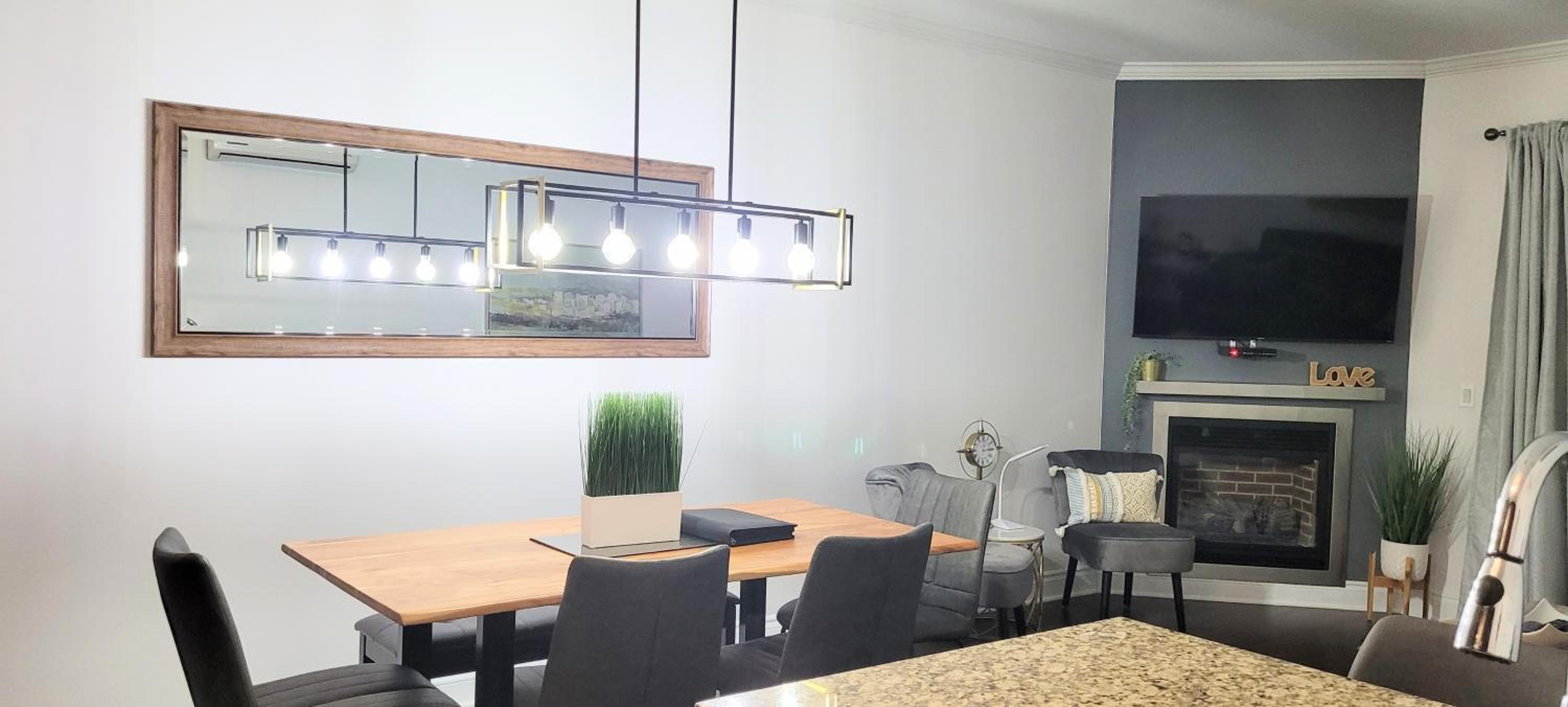 Superbe condo - Navette de Ski Gratuite #202