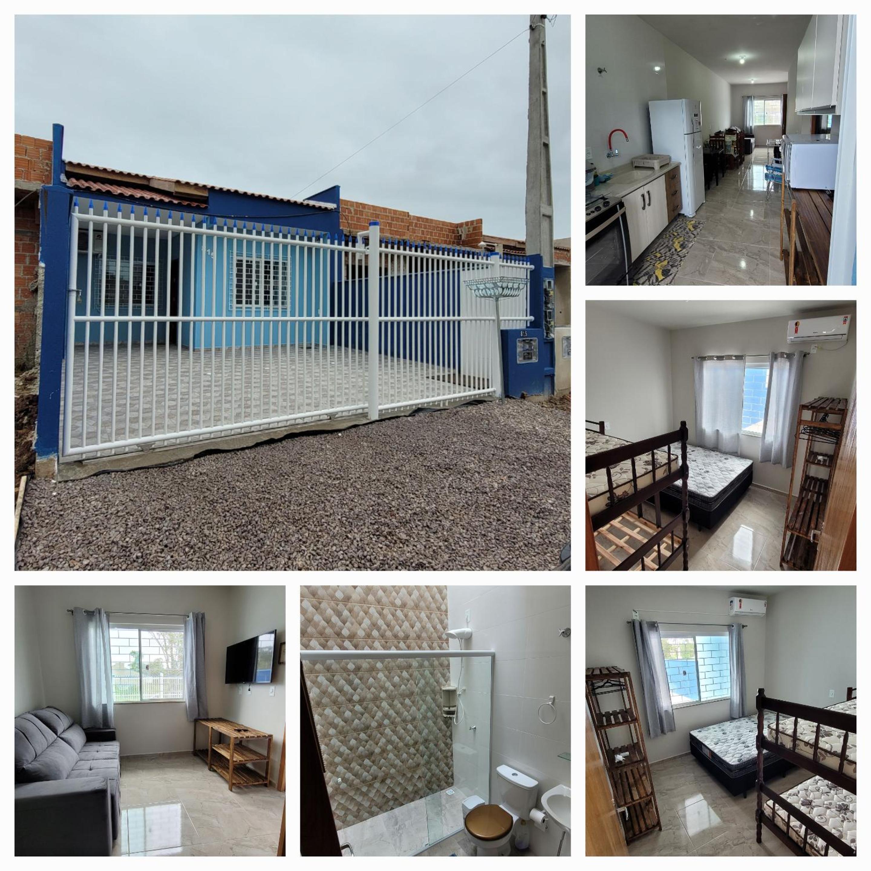 Casa azul de veraneio em Itapoá-SC