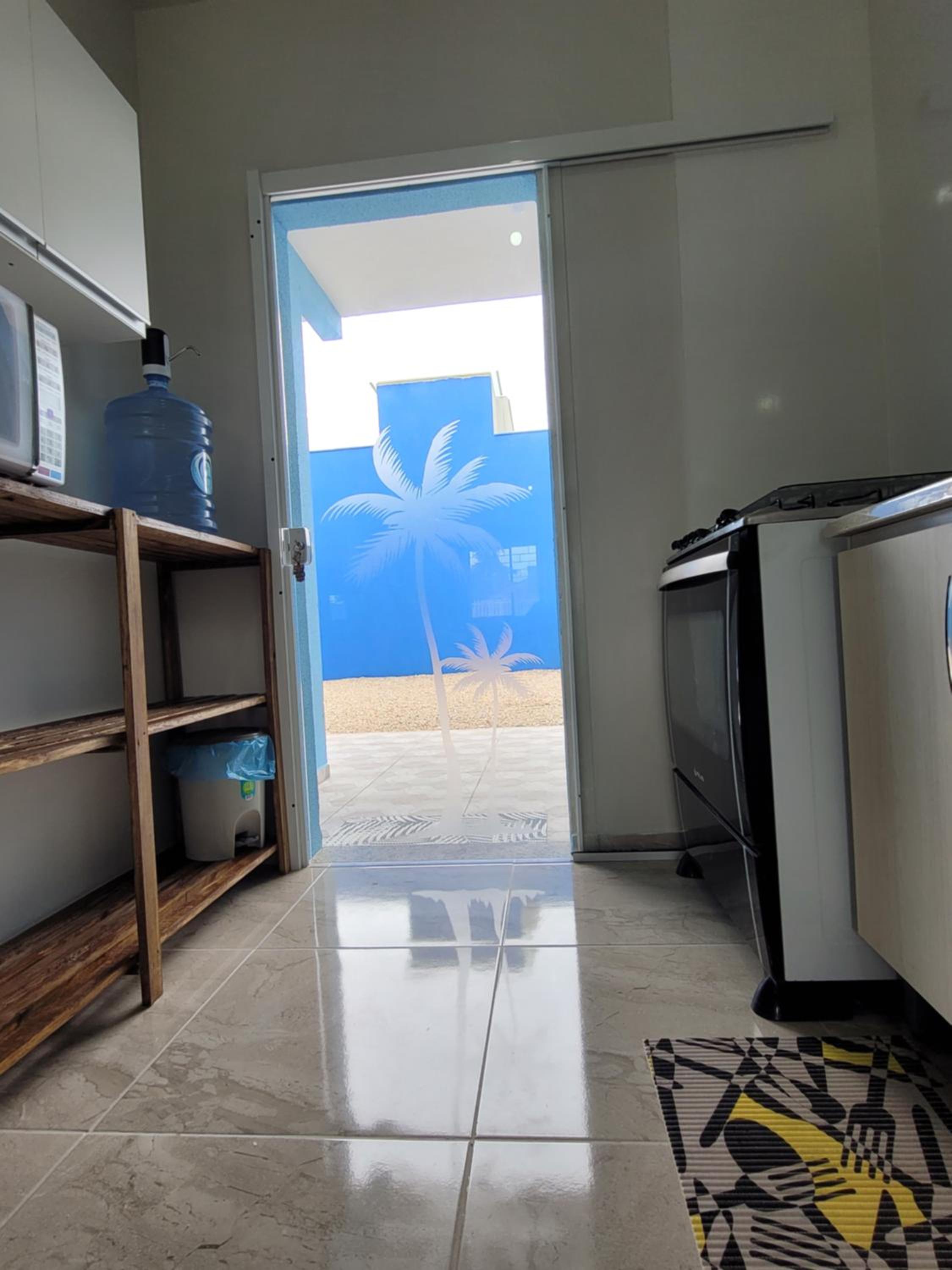 Casa azul de veraneio em Itapoá-SC