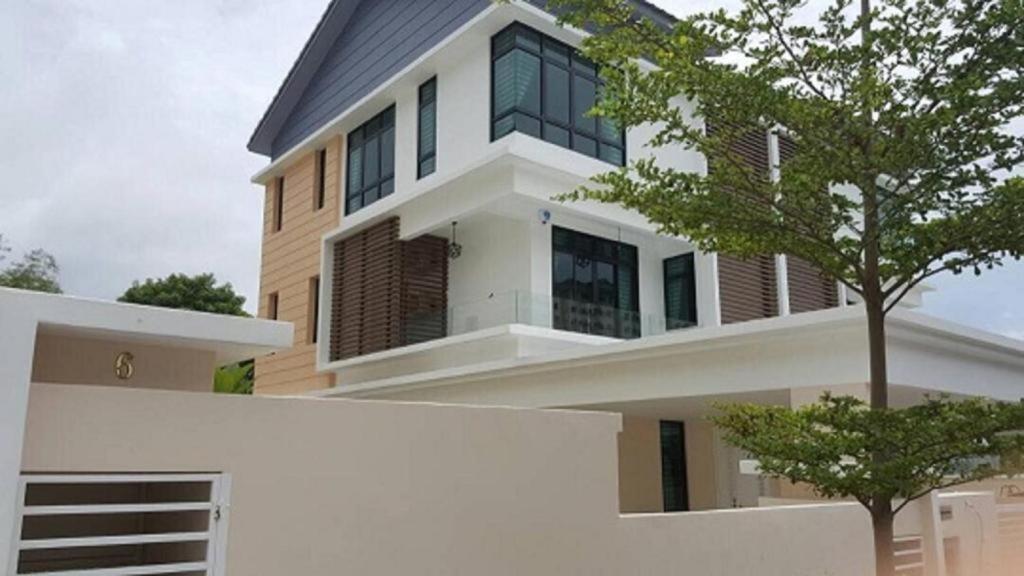 Penang 5bedroom Bungalow with pool photo 7