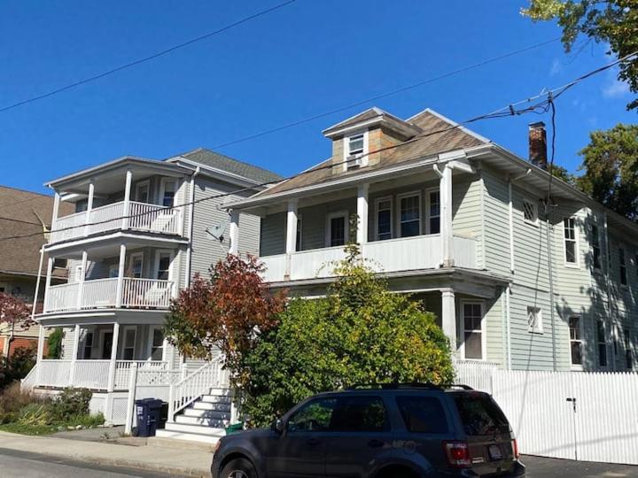 Pleasant 2br apartment in Cambridge view 3