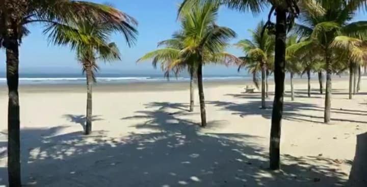 Apartamento luxo Praia Grande ( totalmente decorado)