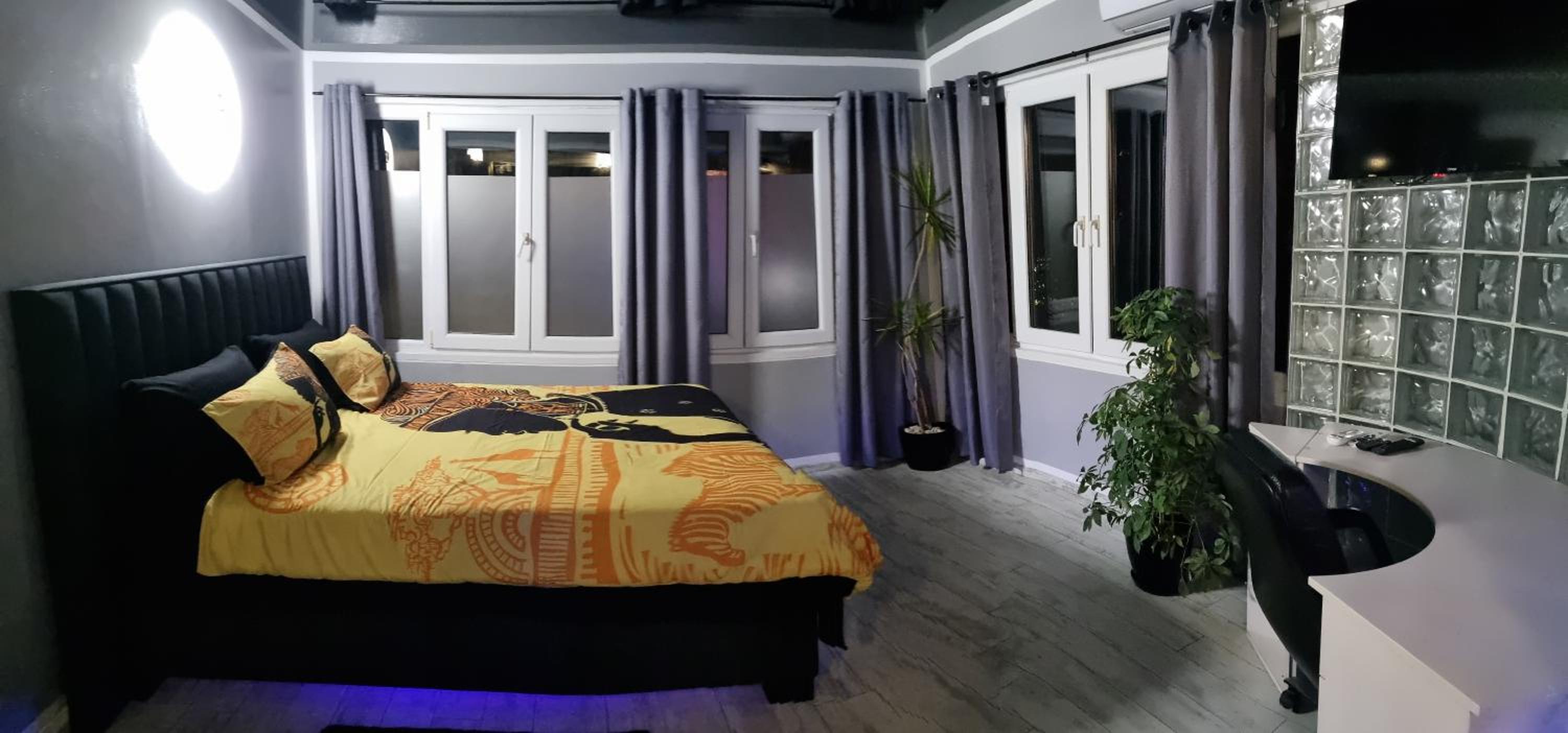 Top luxury apartment