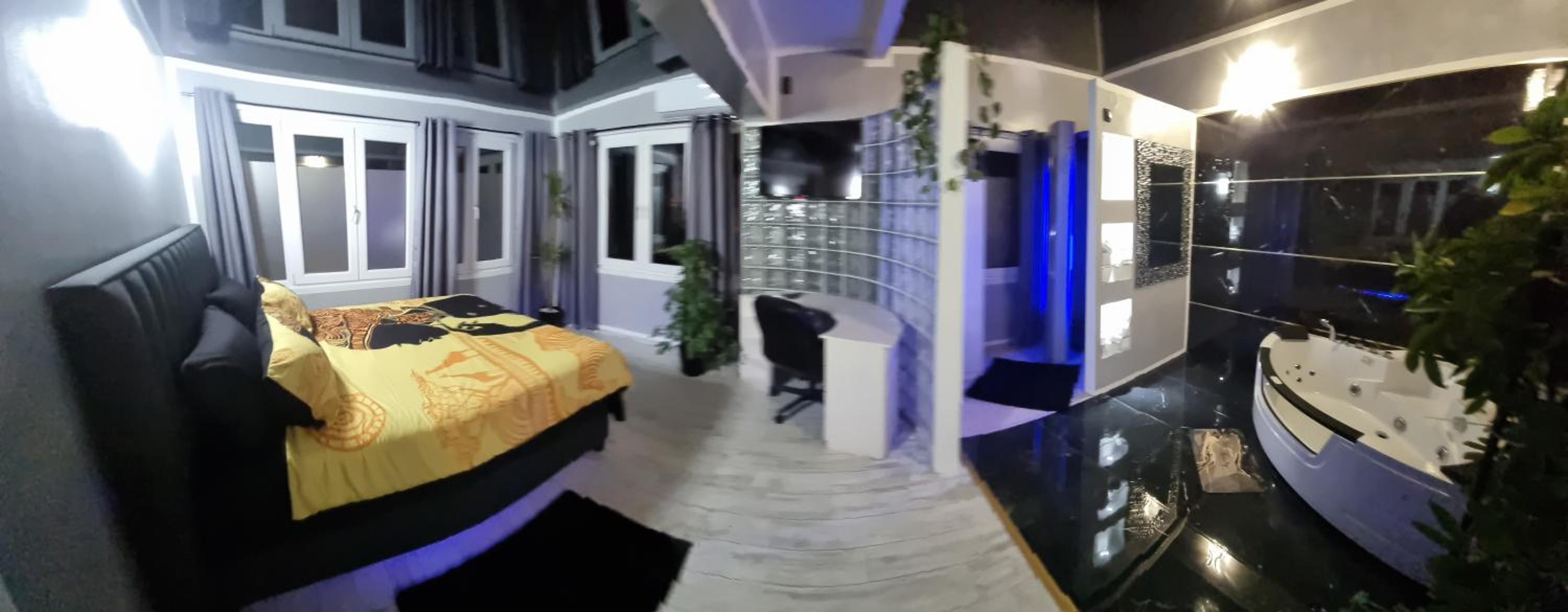 Top luxury apartment