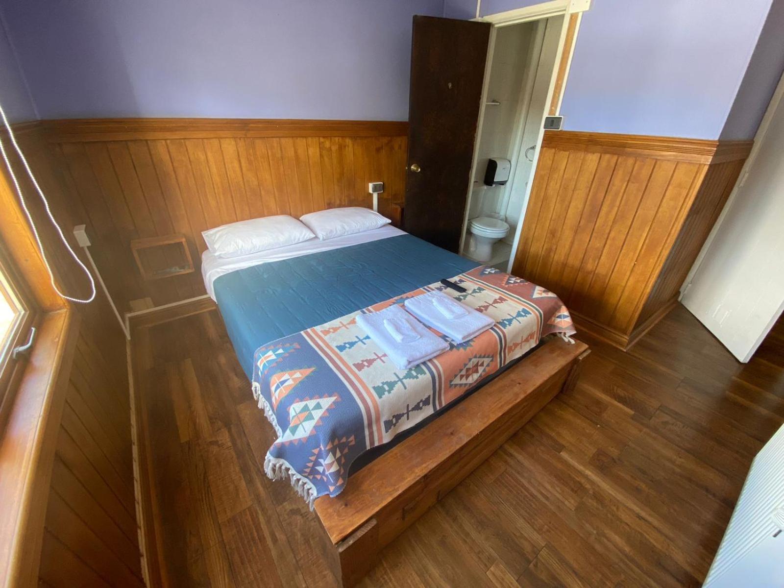 Hostal Ochen