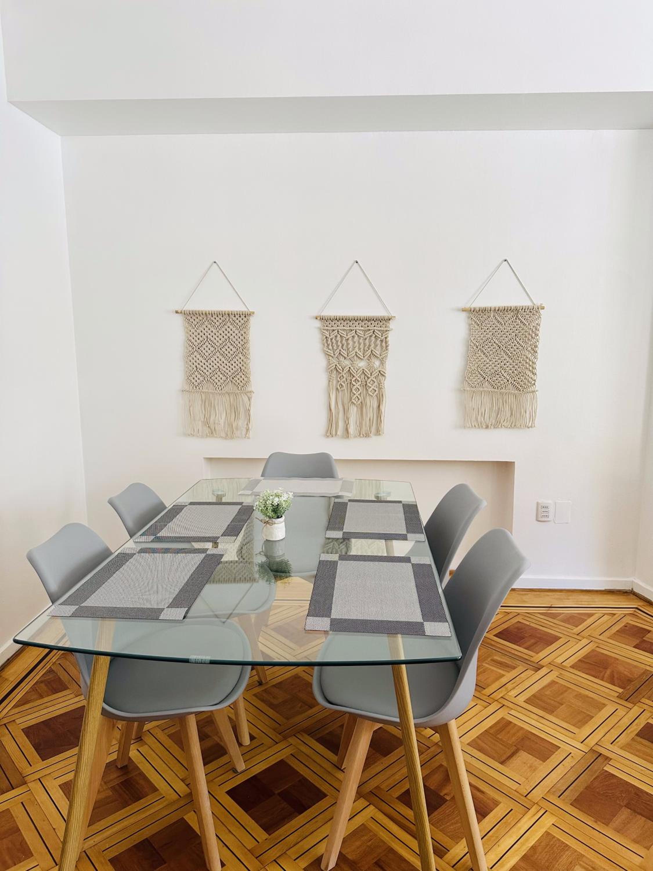 MAKTVB Europa - Hostal Boutique