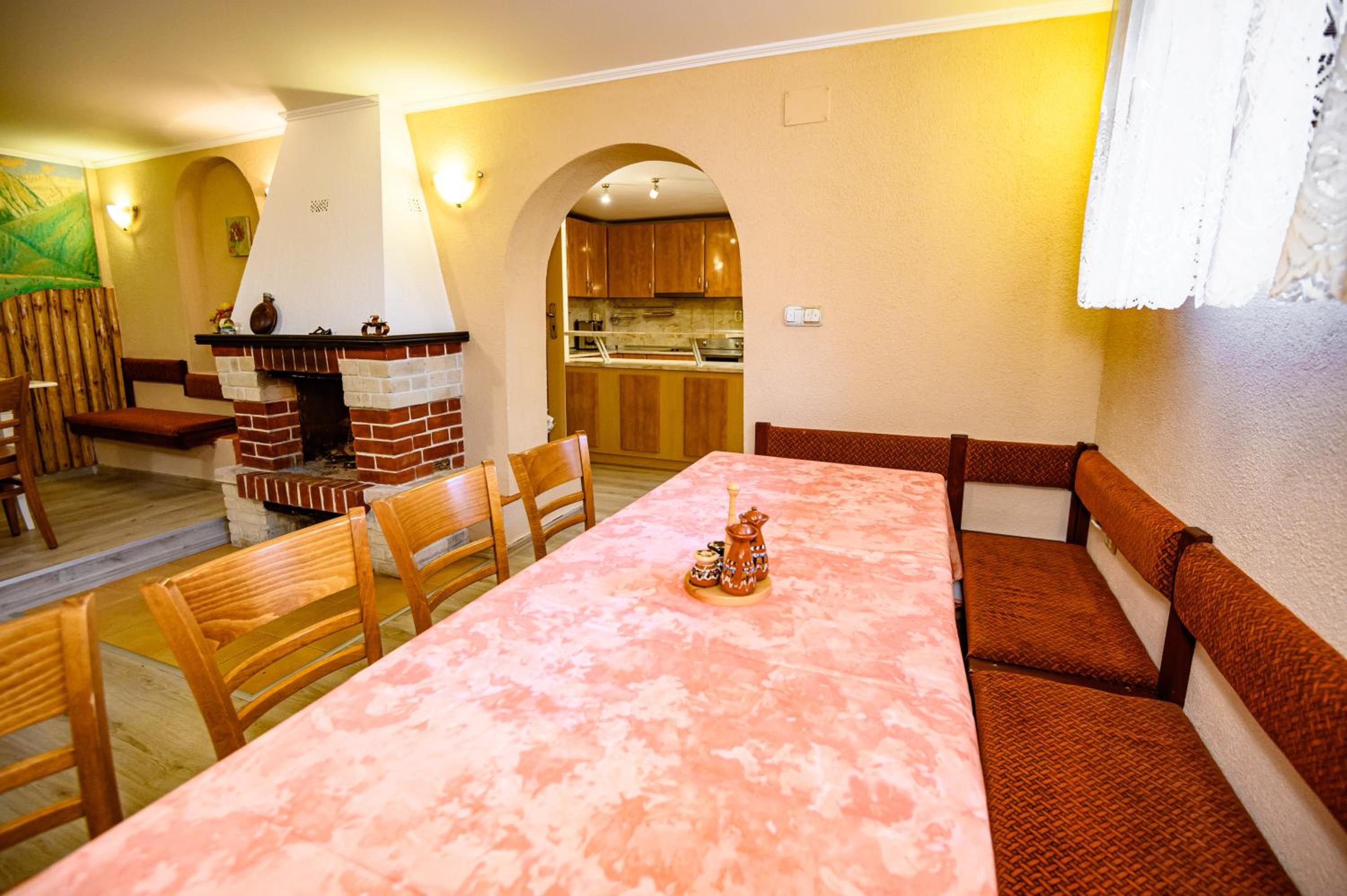 Lalev Guest House