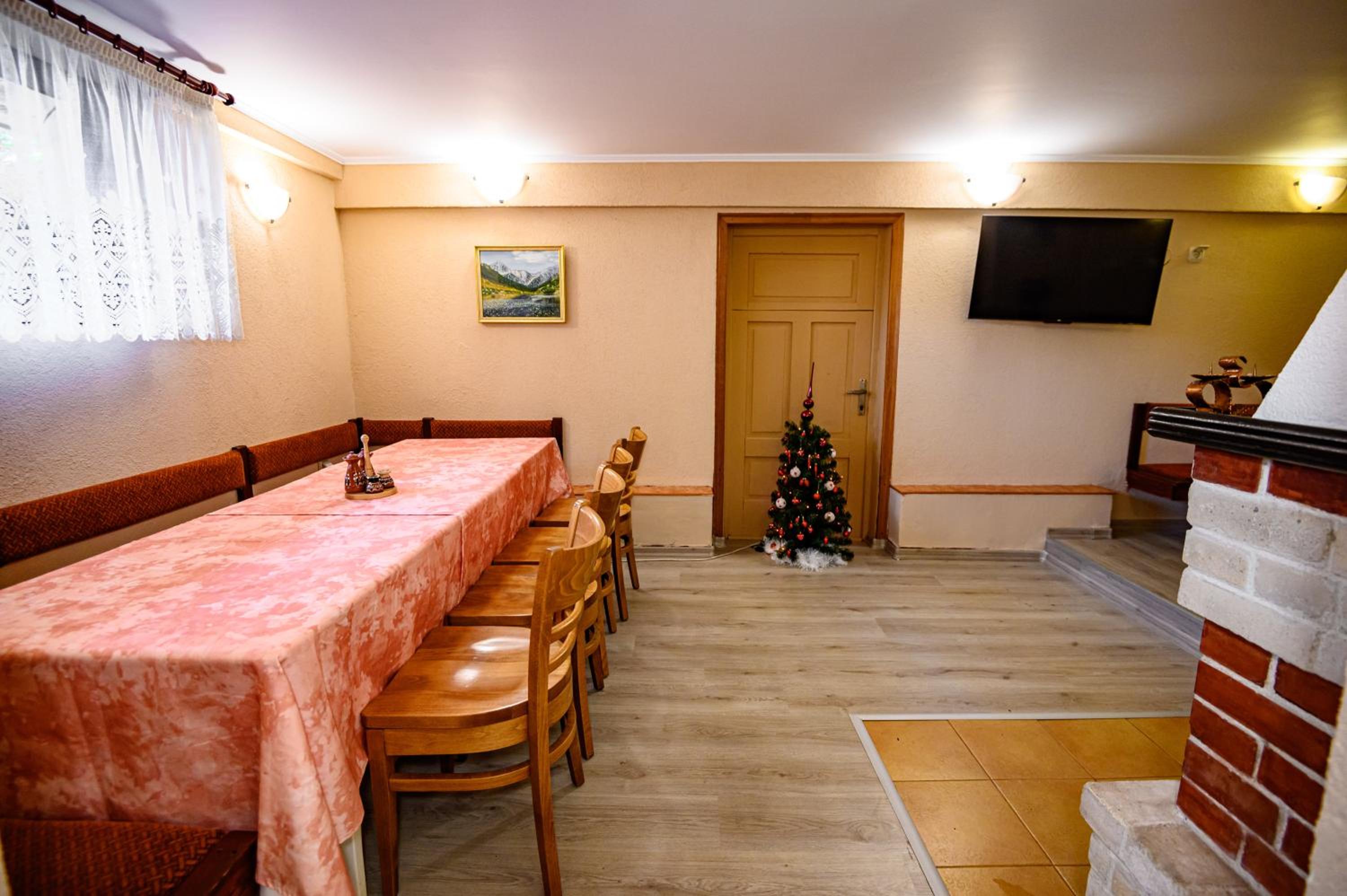 Lalev Guest House