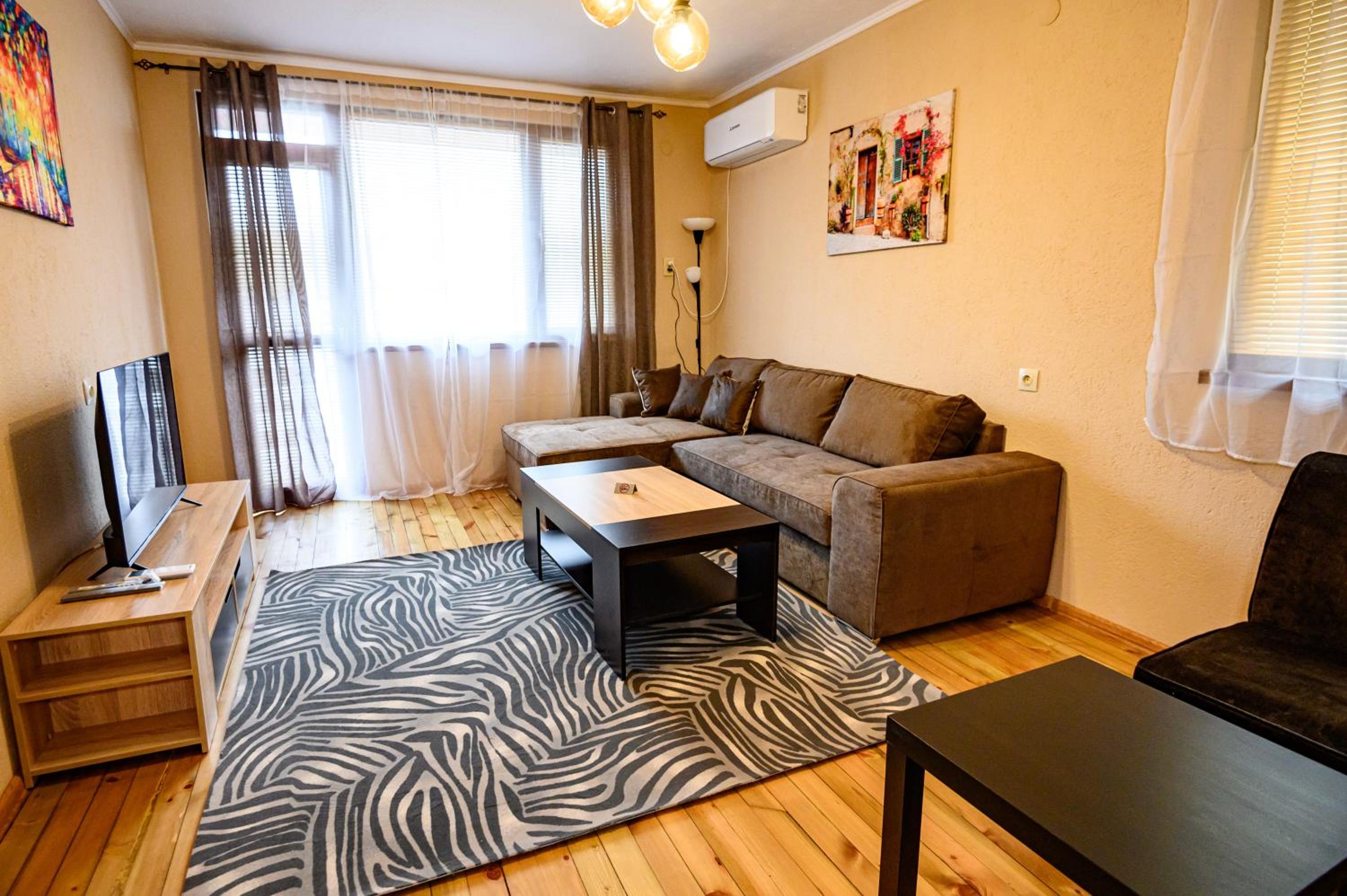 Lalev Guest House