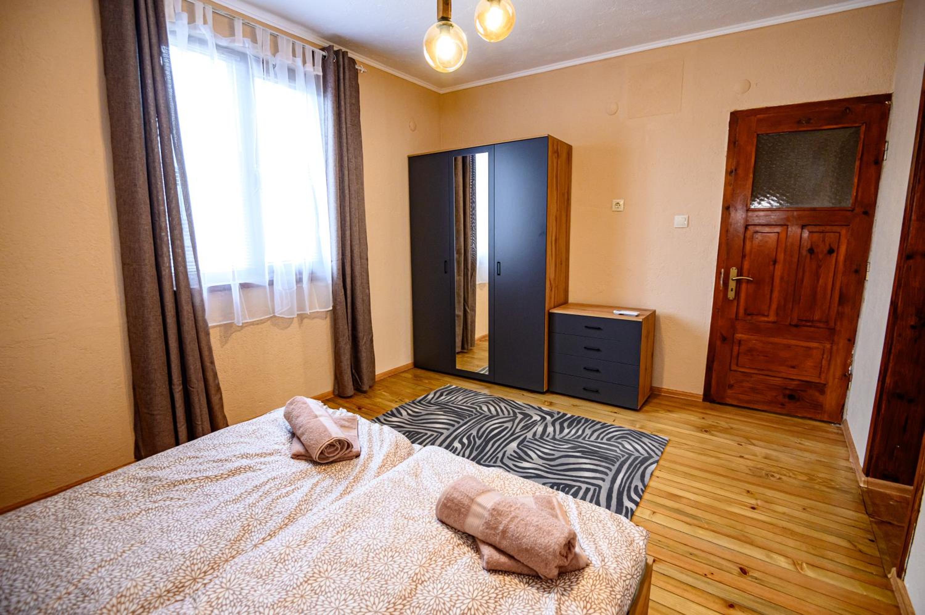 Lalev Guest House