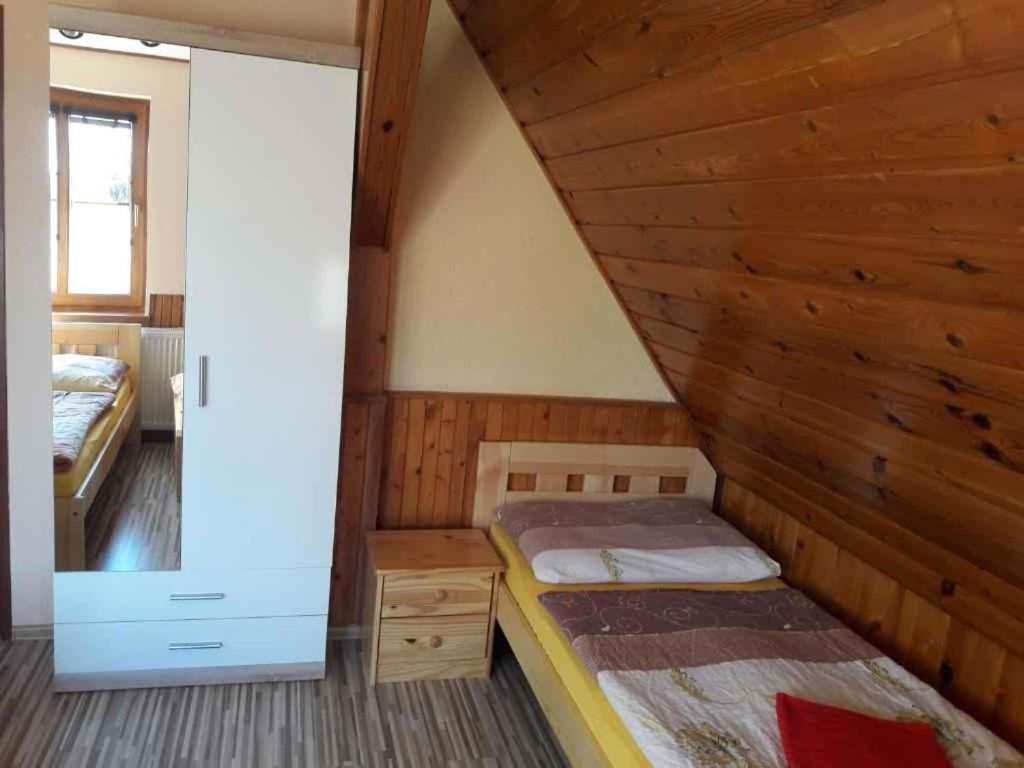Holiday home in Nova Ves nad Nisou - Riesen- und Isergebirge 43191