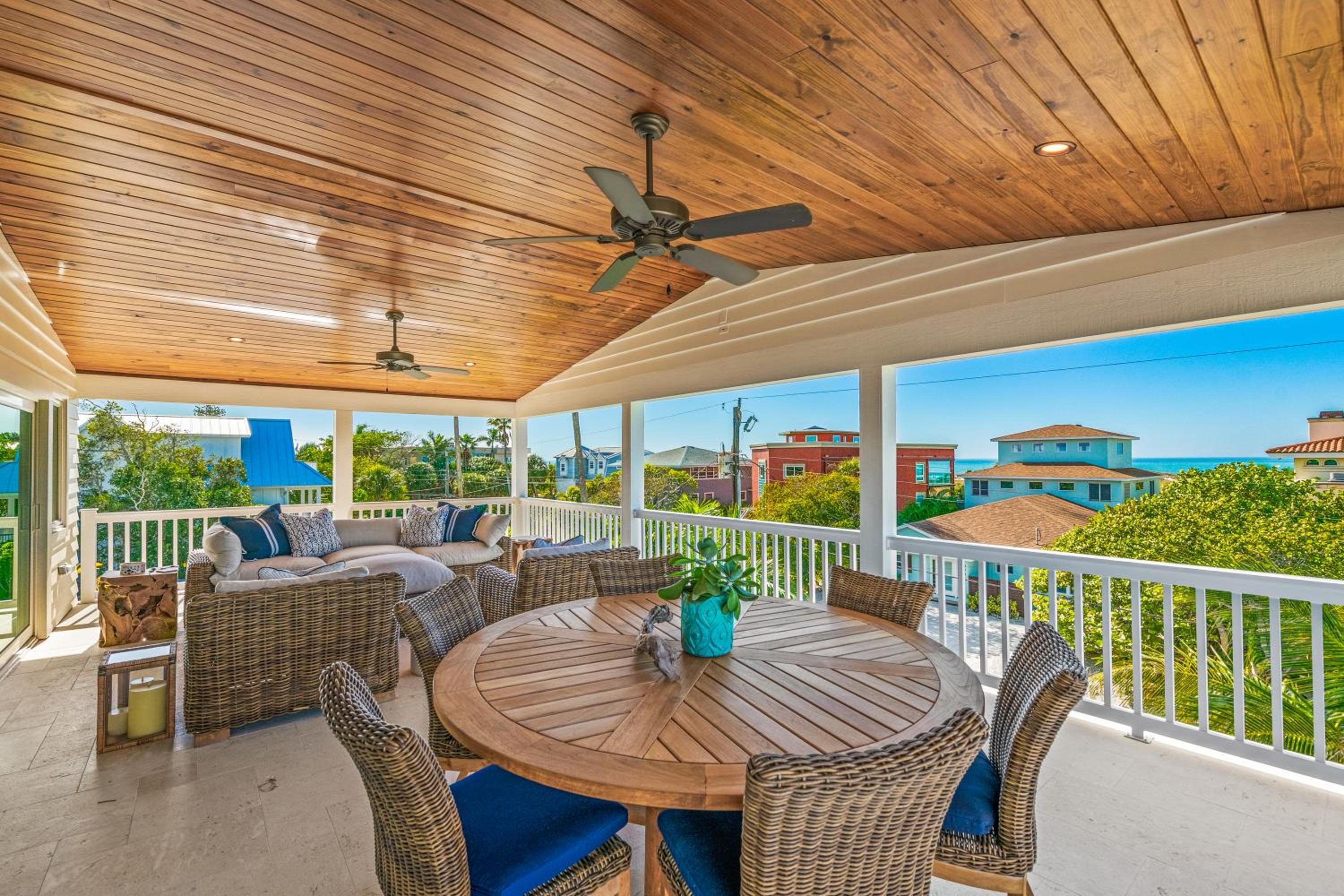 Three Little Birds - A newly completely renovated waterfront luxury home with Gulf of Mexico views view 5