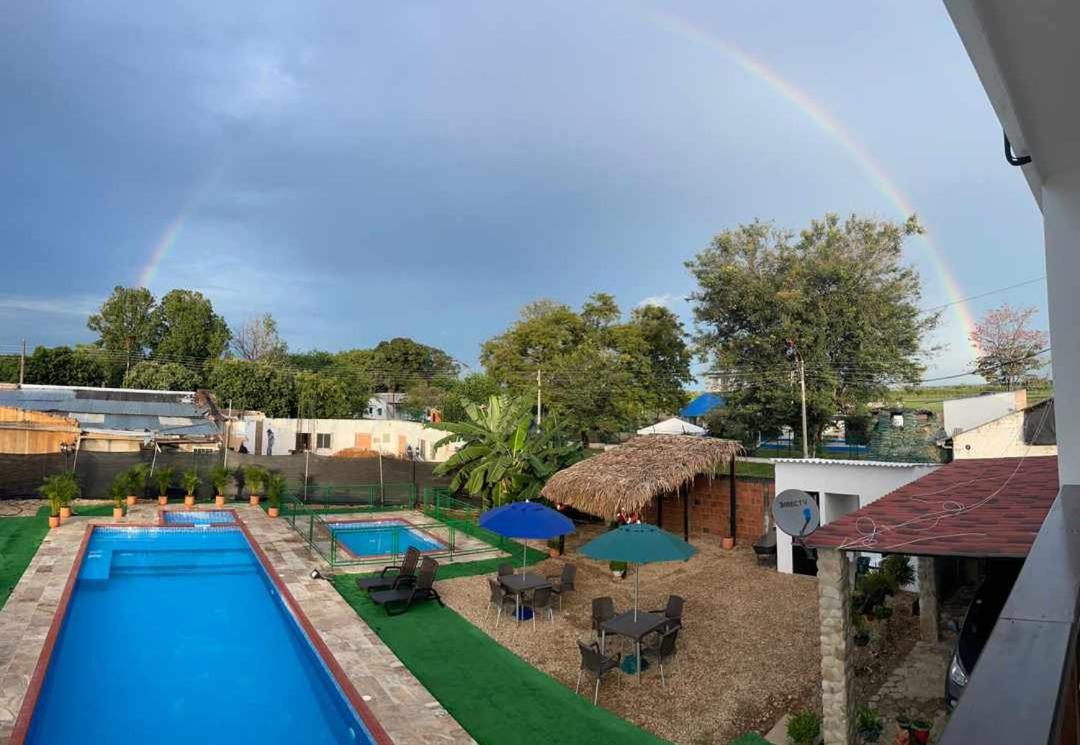 HOTEL EMPRESARIAL Arcoiris de mi llano