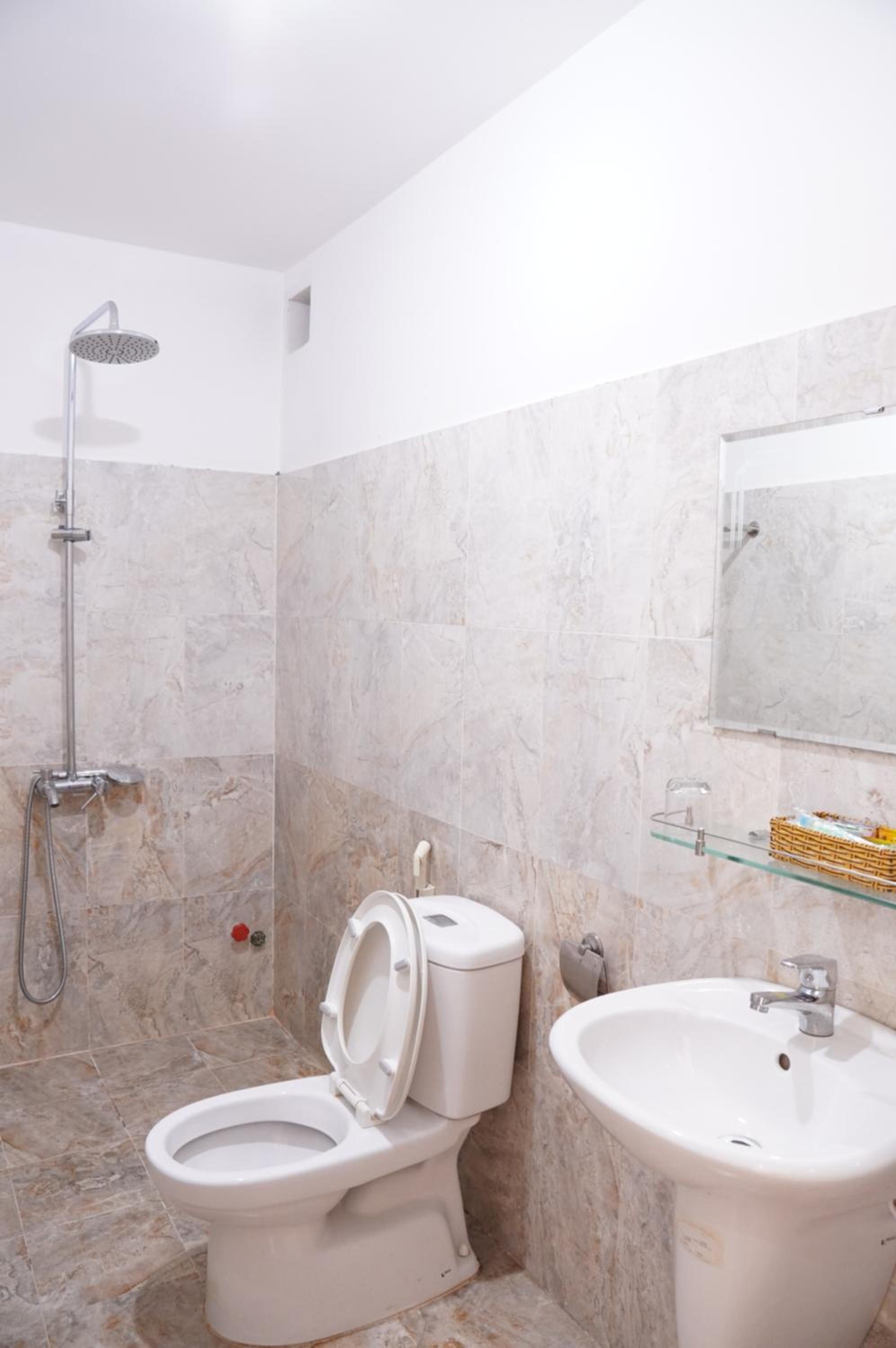 GIA BẢO 2 hotel