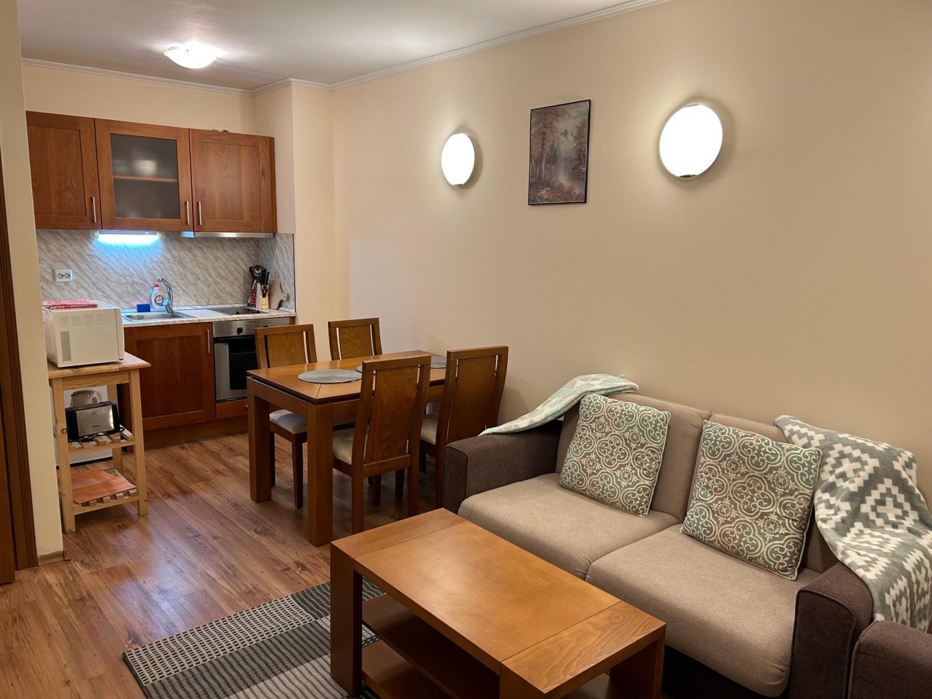 Charming apartmnet near Gondola and Bar street view 4