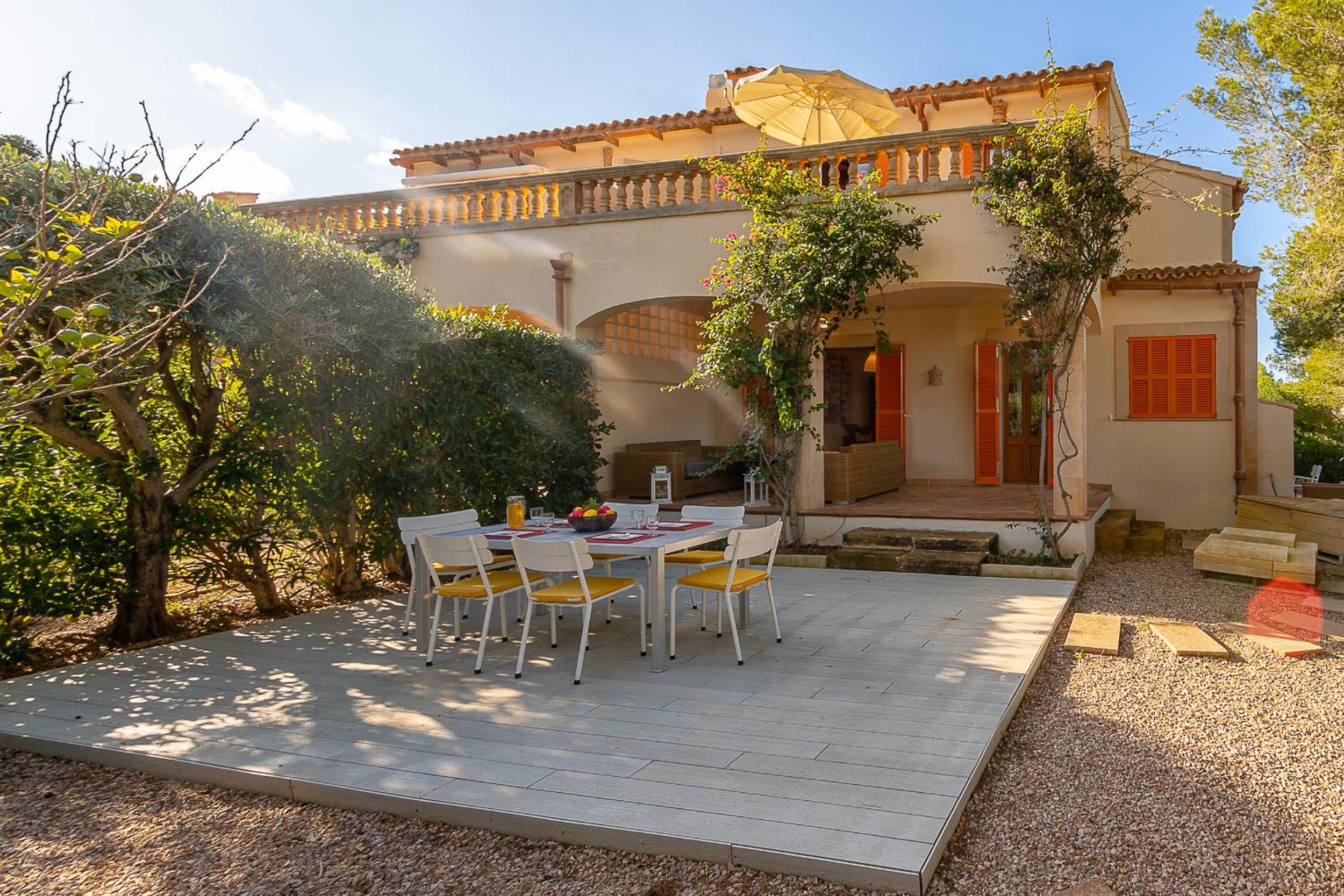 Townhouse Sonrisa by homevillas360 view 3