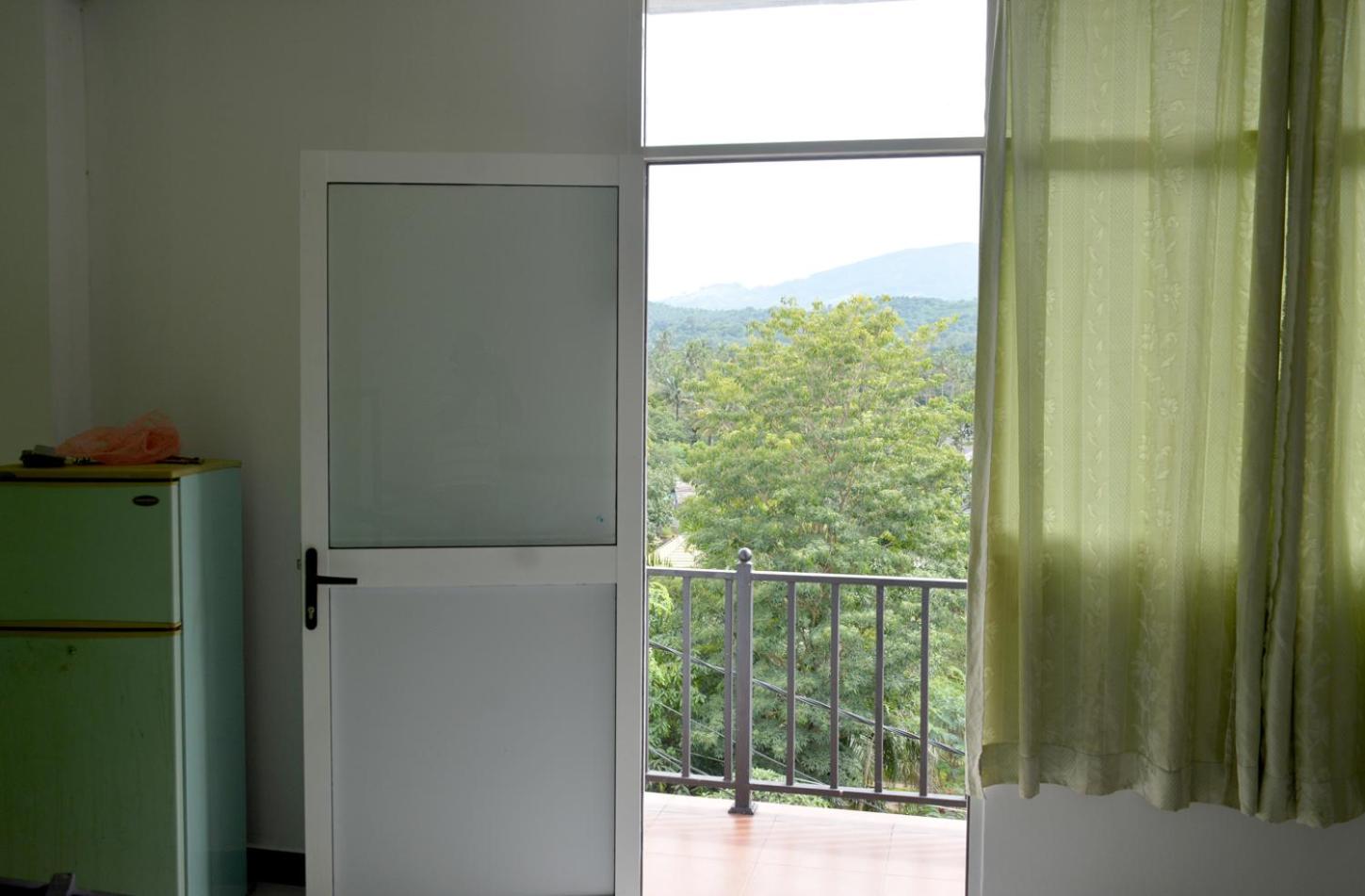 Paramata Hotel Pallekele