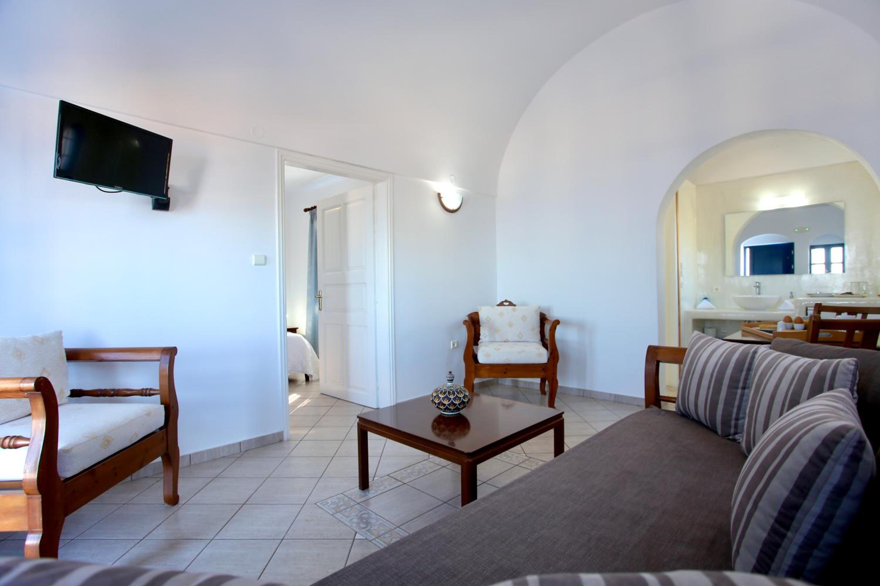 Pergeri Apartments