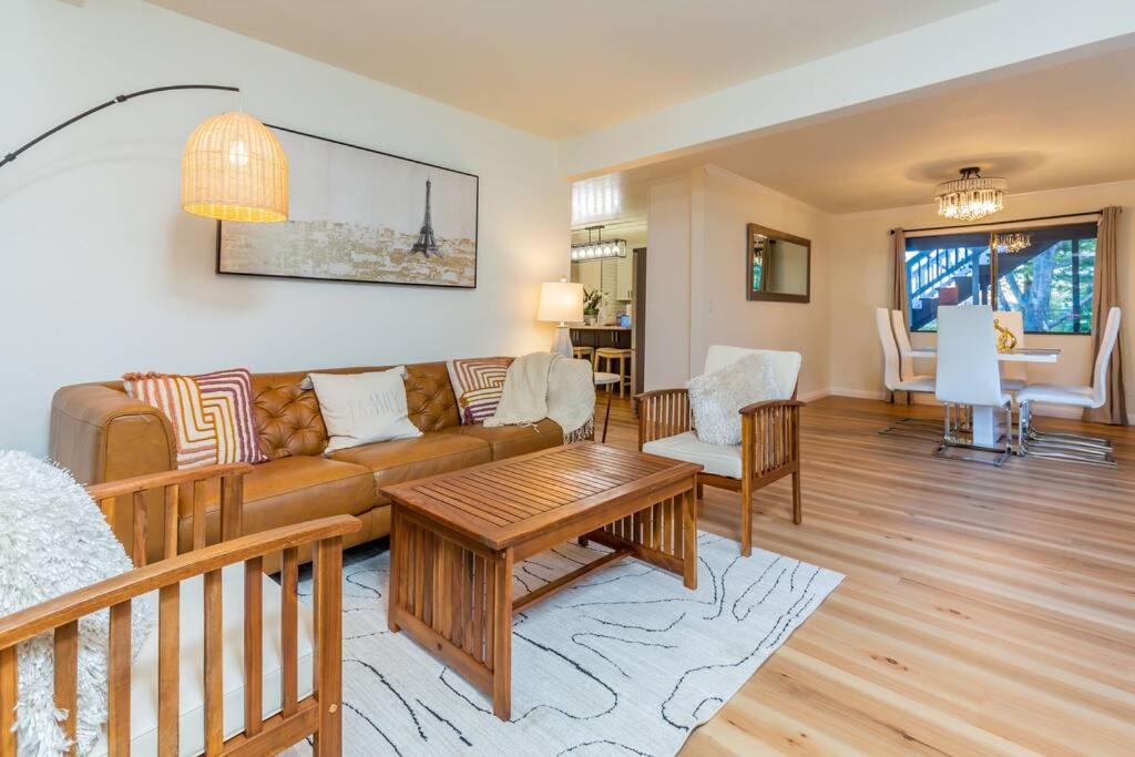 Charming House next to Golf Course view 4