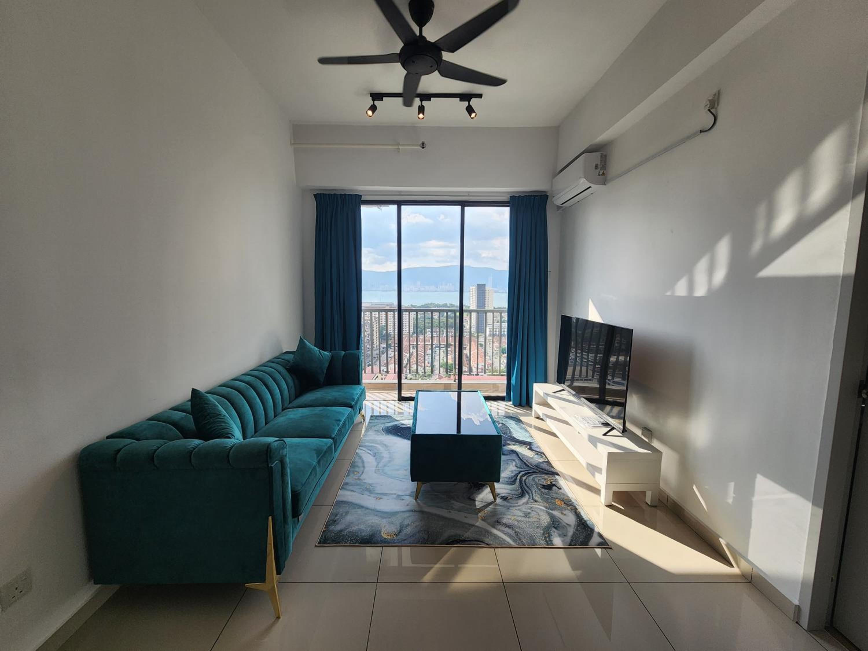 Praicon Tower - Premium Suite photo 2