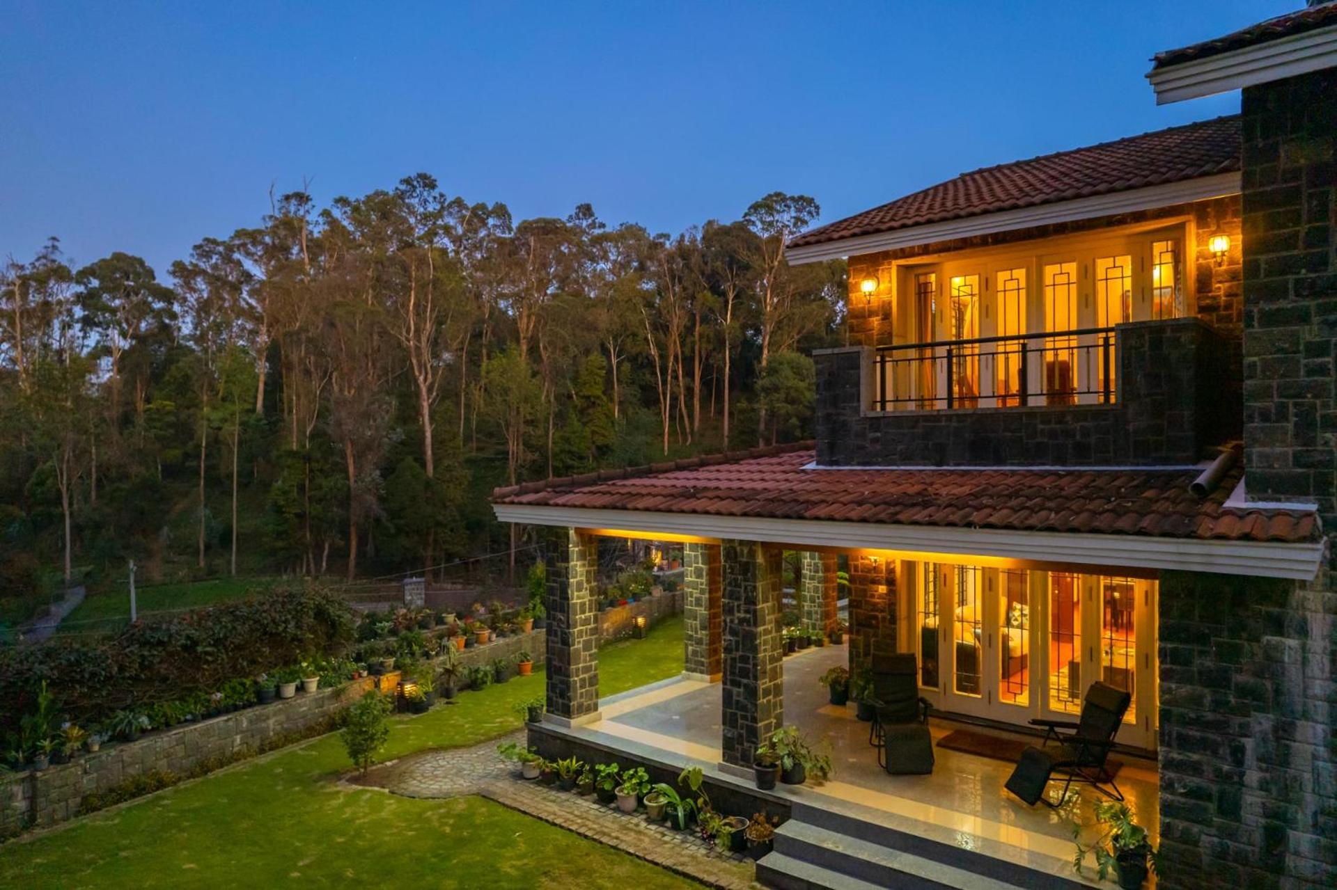 StayVista at Midsummer Mist with Free Breakfast In Kodaikanal view 4