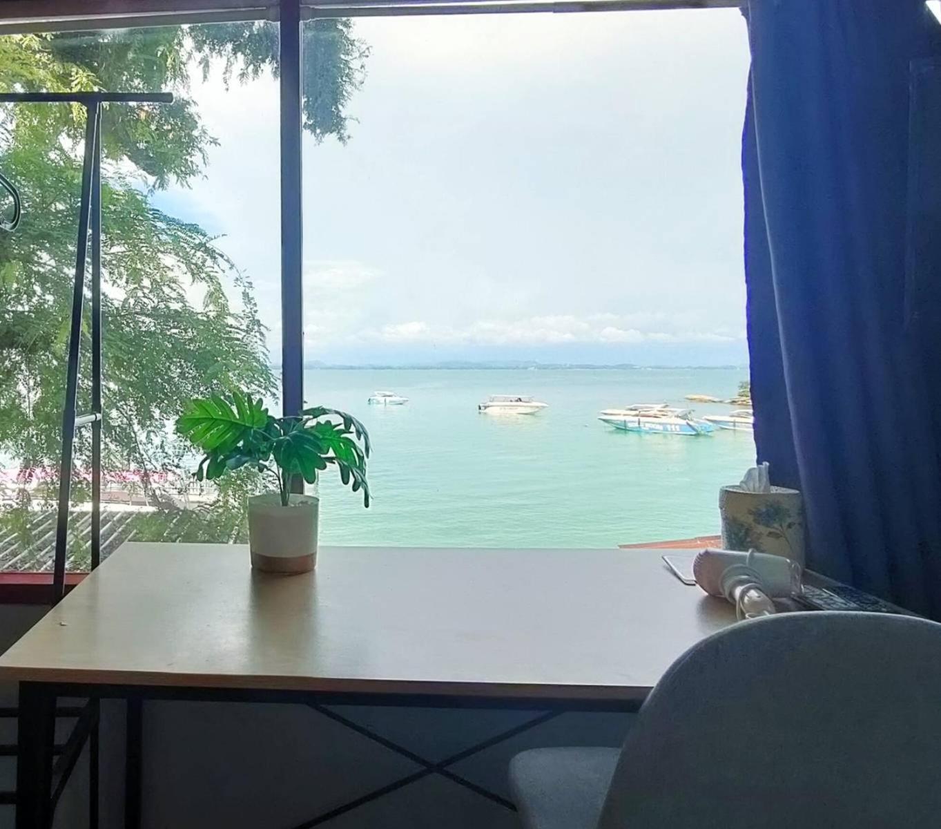 I-Talay Zone Sea