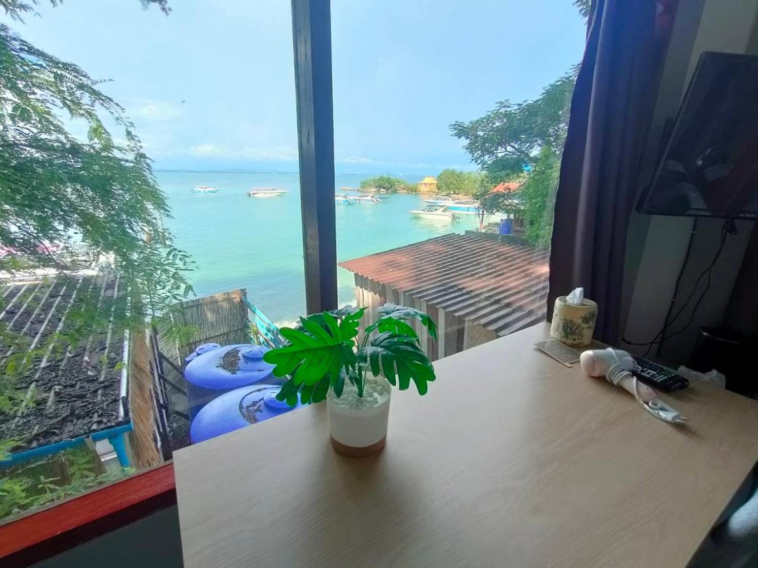 I-Talay Zone Sea