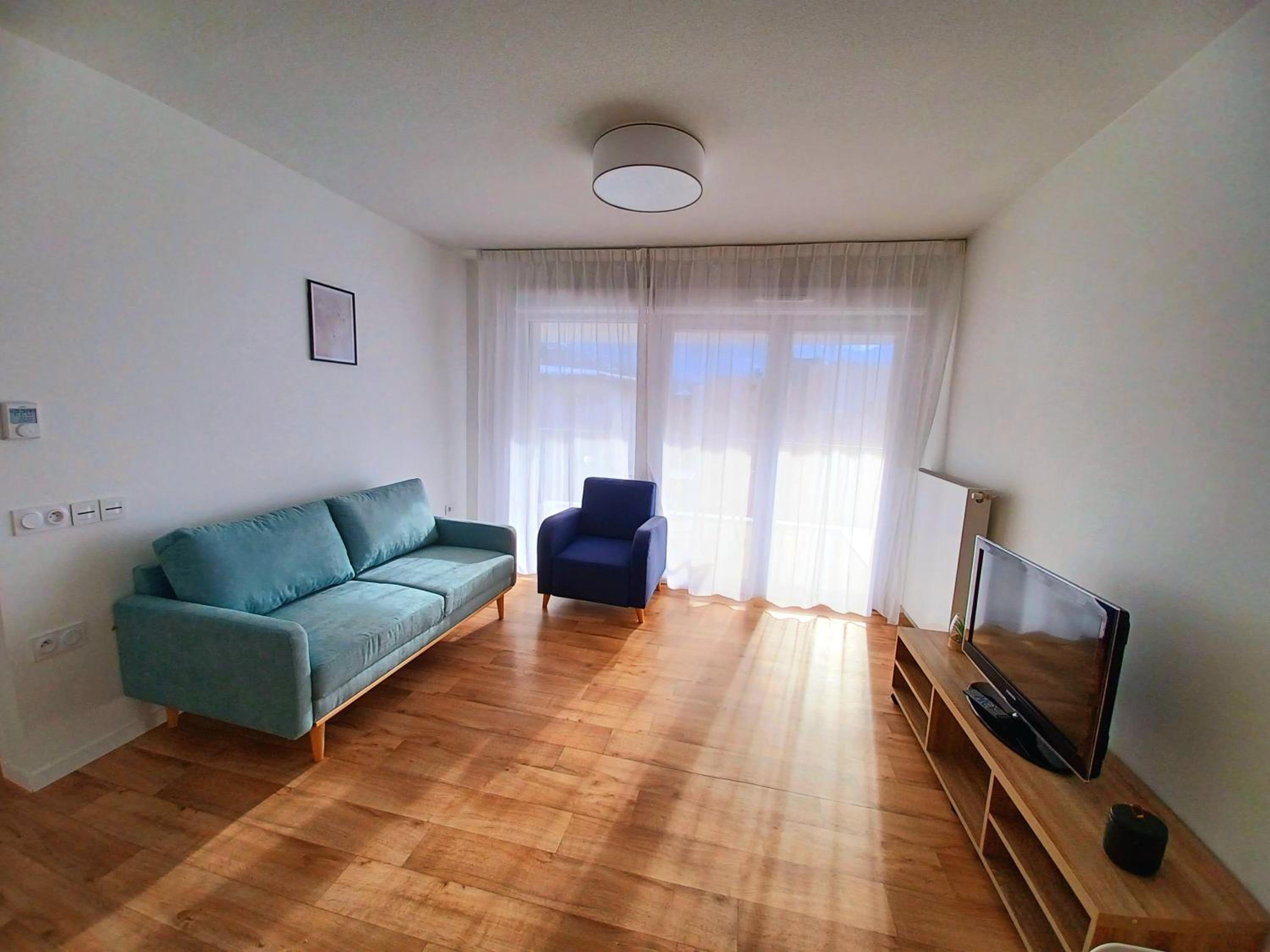Domitys - Les Aiglons Blancs en Briançon — living room