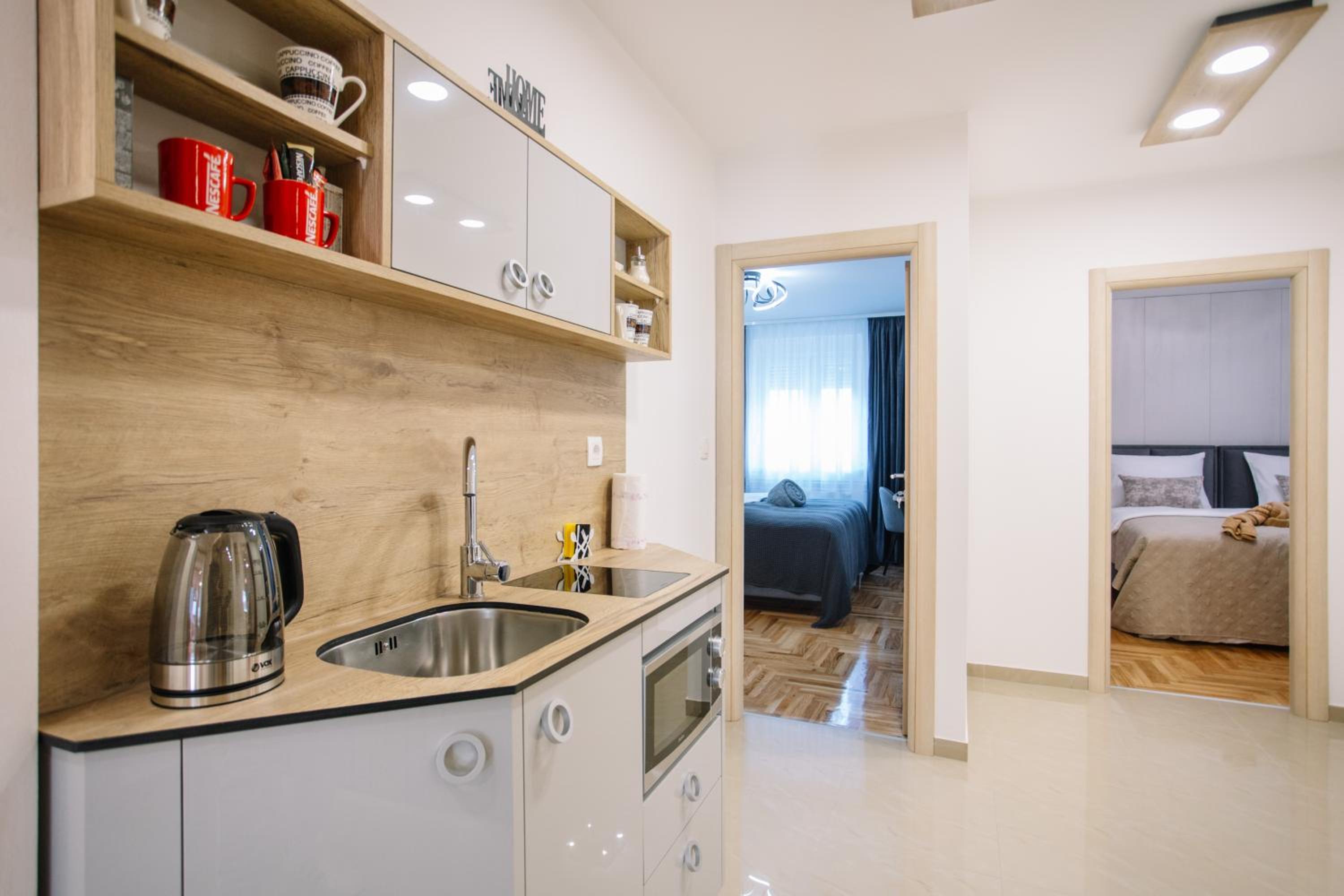 Apartments Hana City Center