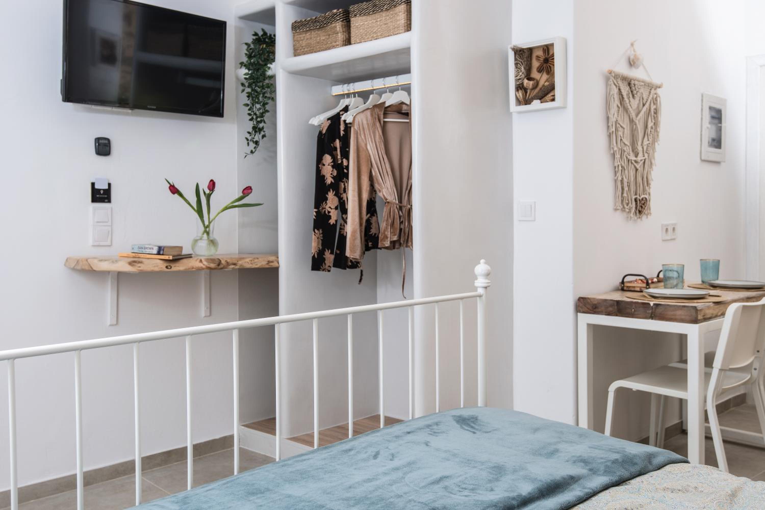 Athena Luxury Studios