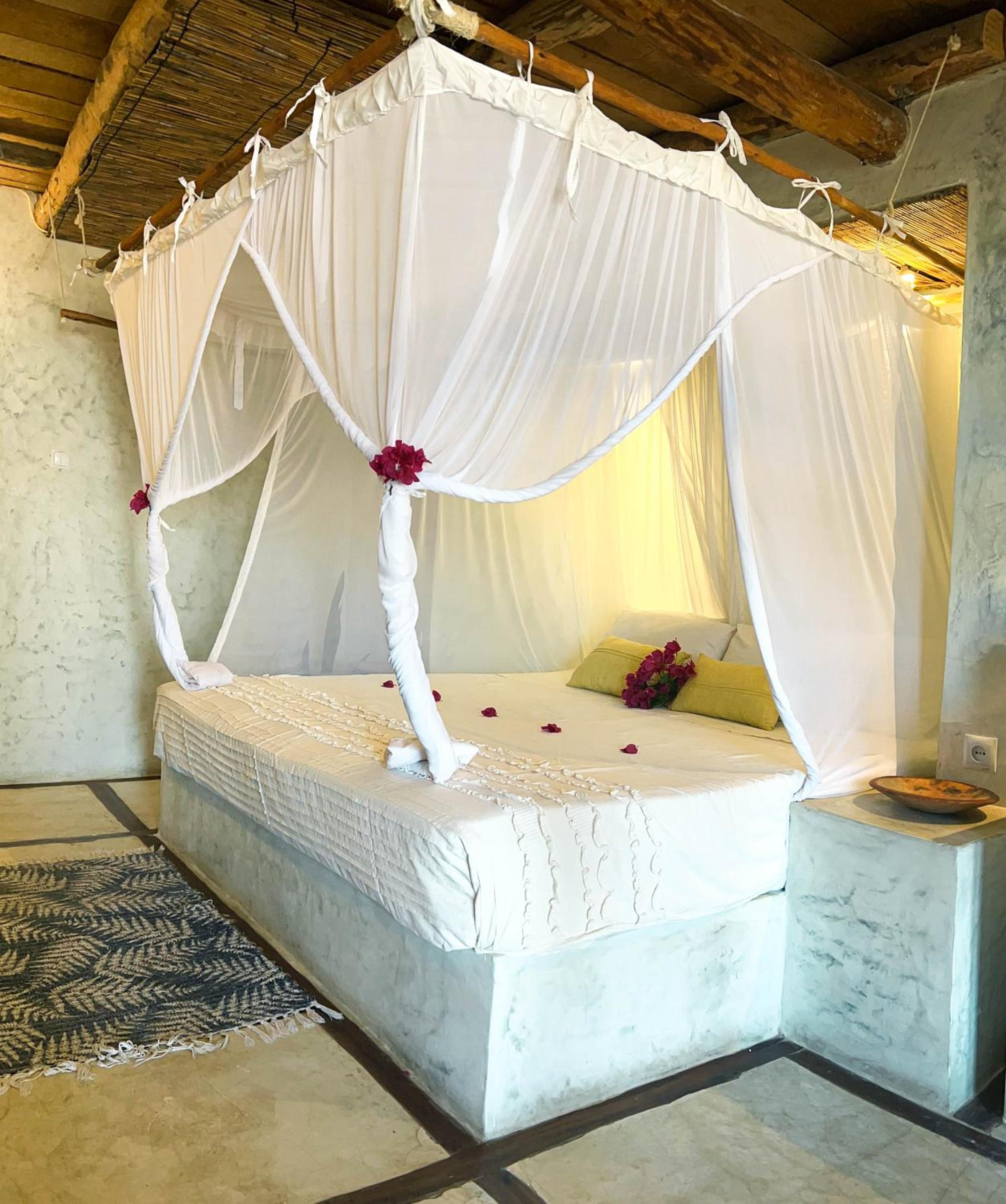 Casa na Praia Tofo- beach front hotel